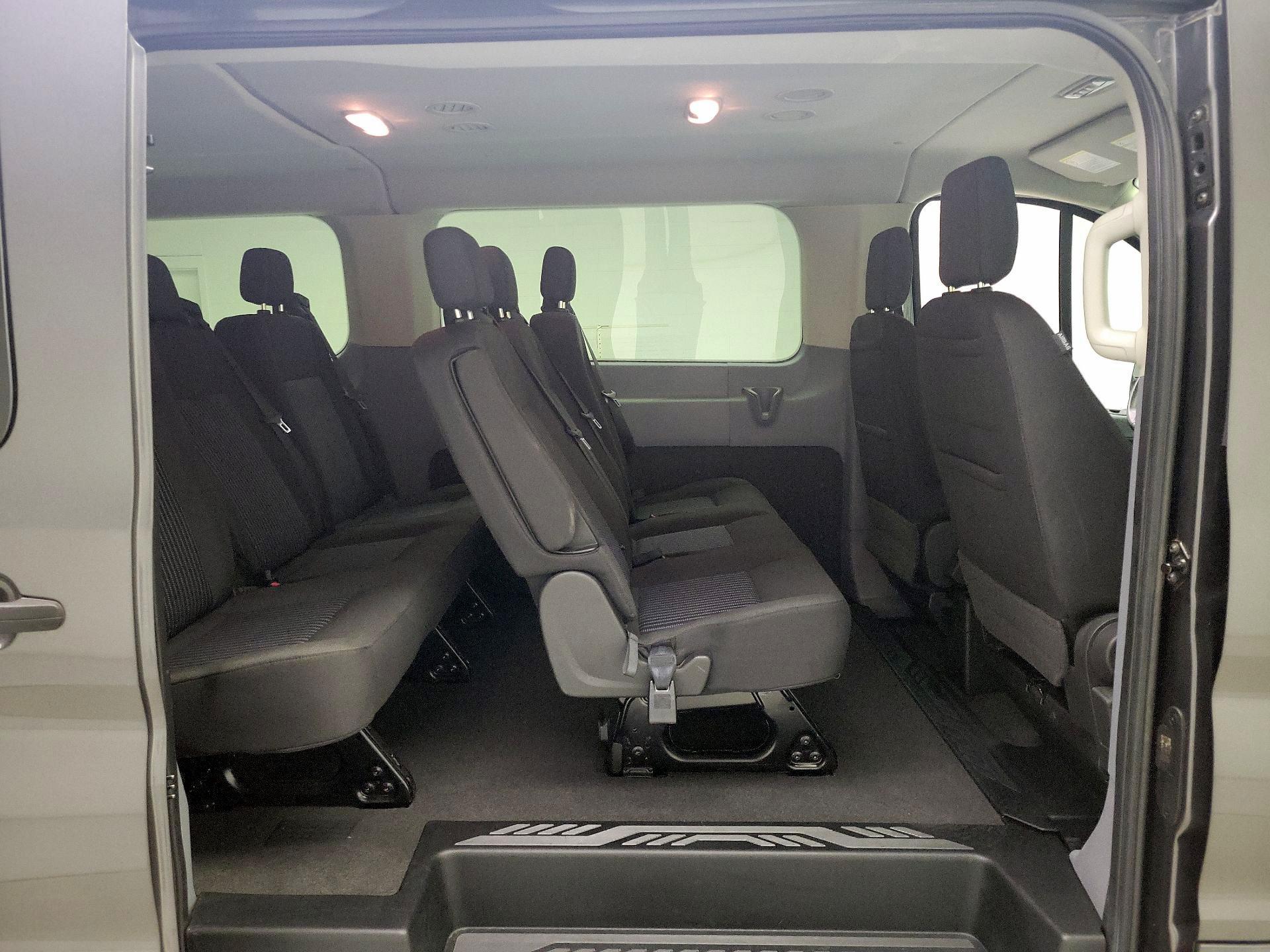 Thumbnail: 2017 Ford Transit Series - 19