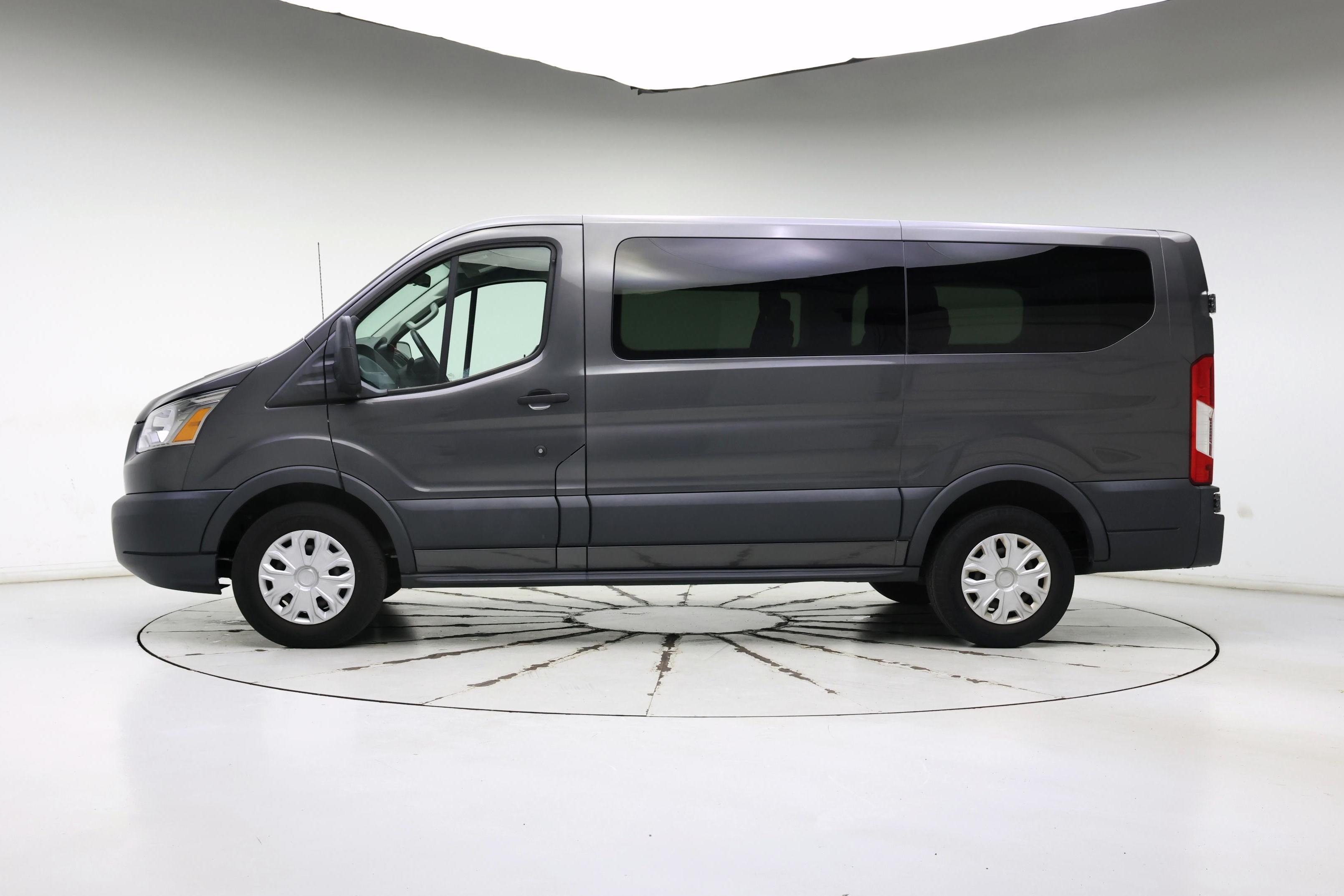 Thumbnail: 2017 Ford Transit Series - 3