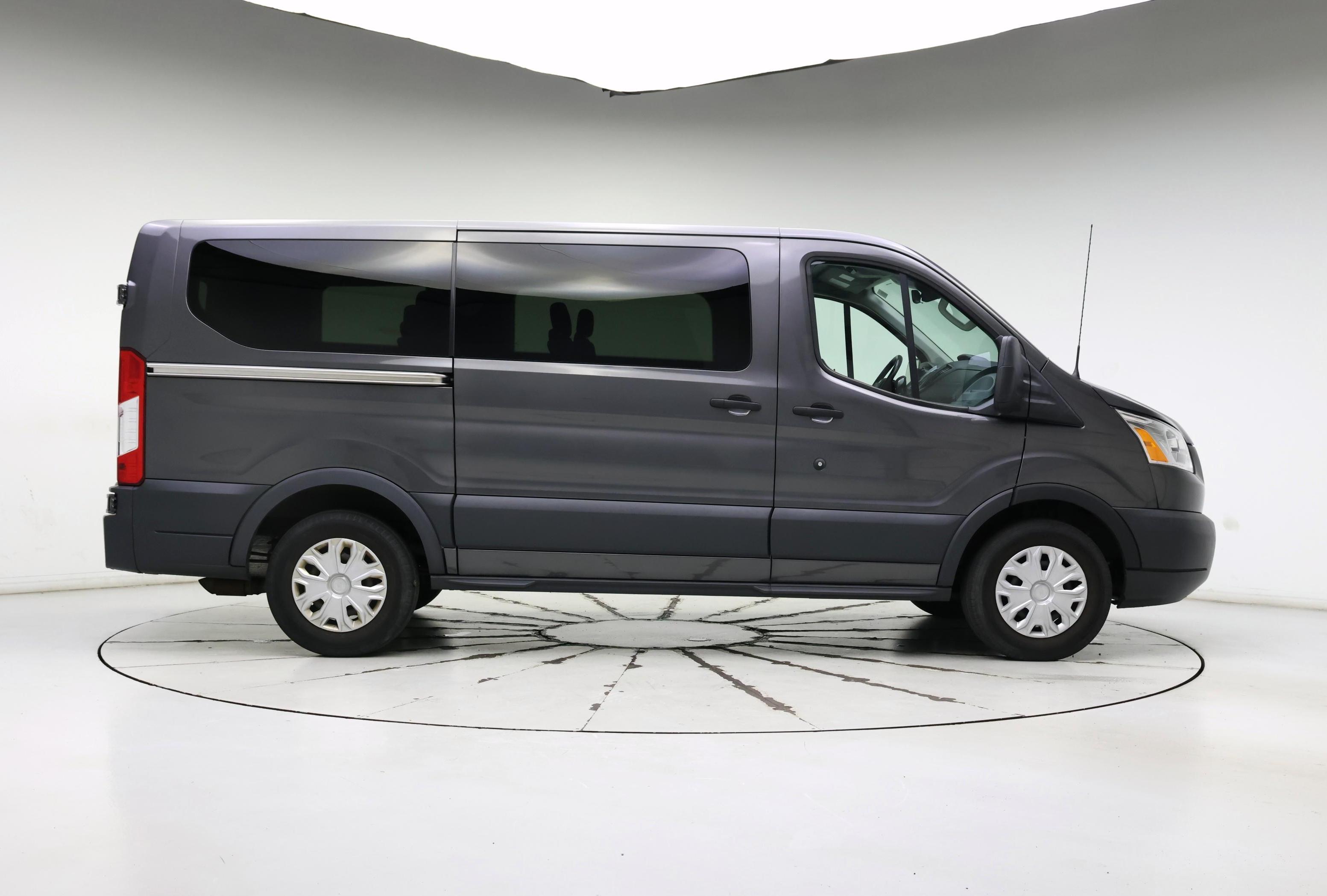 Thumbnail: 2017 Ford Transit Series - 7