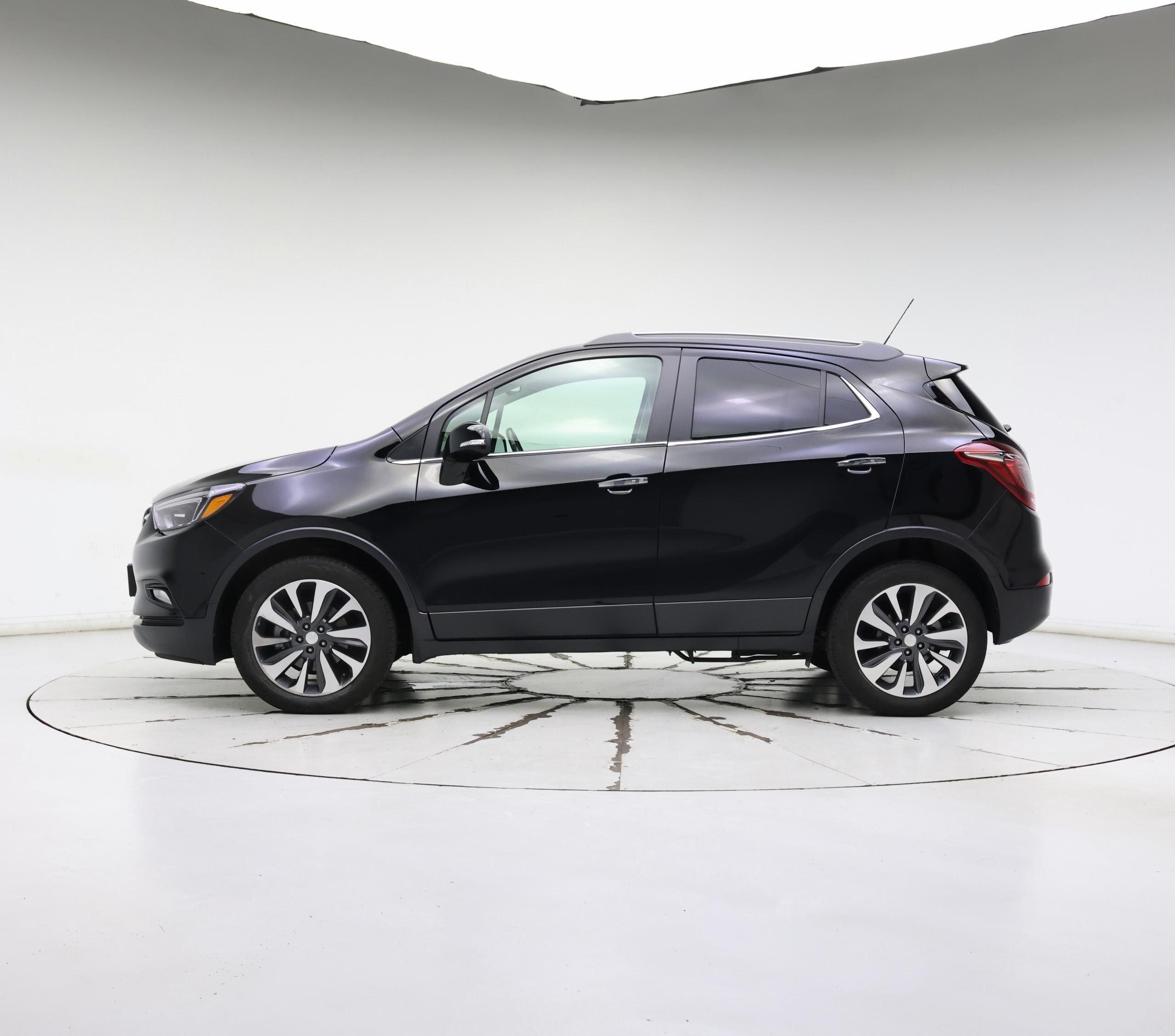Thumbnail: 2019 Buick Encore - 3