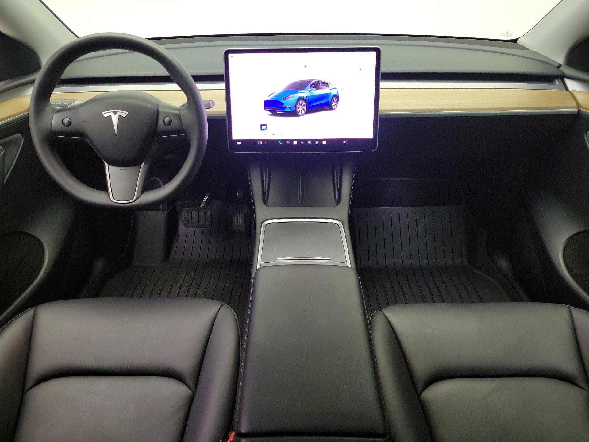 Thumbnail: 2023 Tesla Model Y - 9