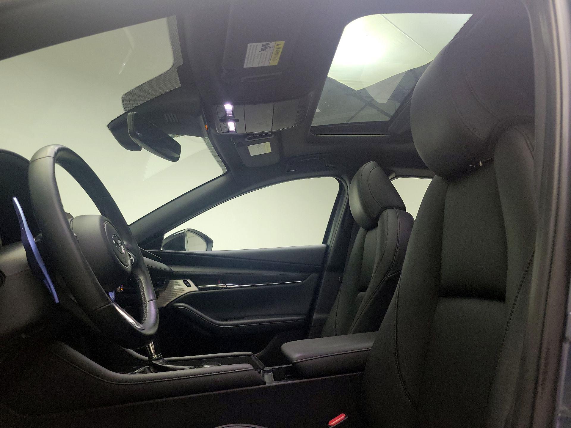 Thumbnail: 2021 Mazda Mazda3 - 19