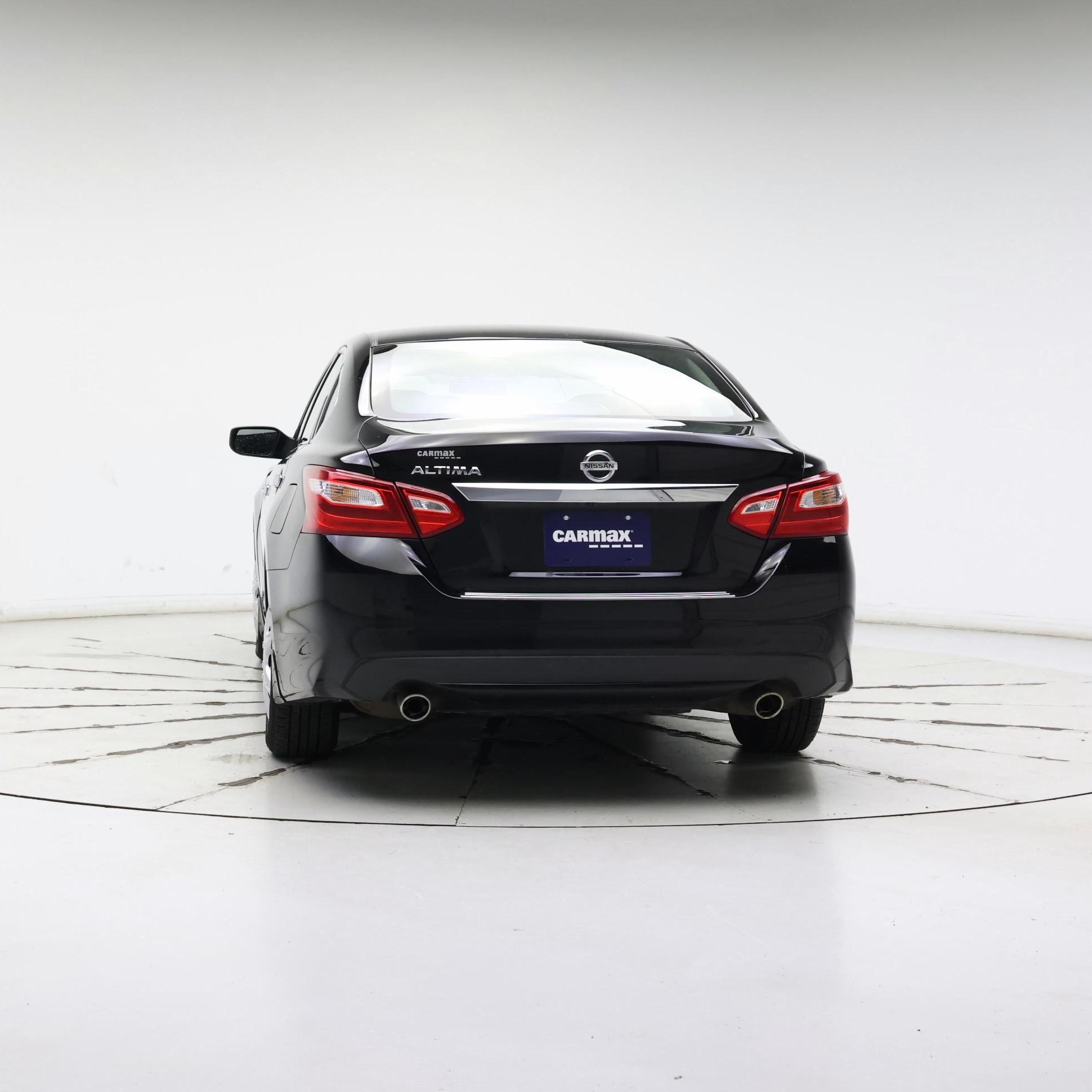 Thumbnail: 2016 Nissan Altima - 6