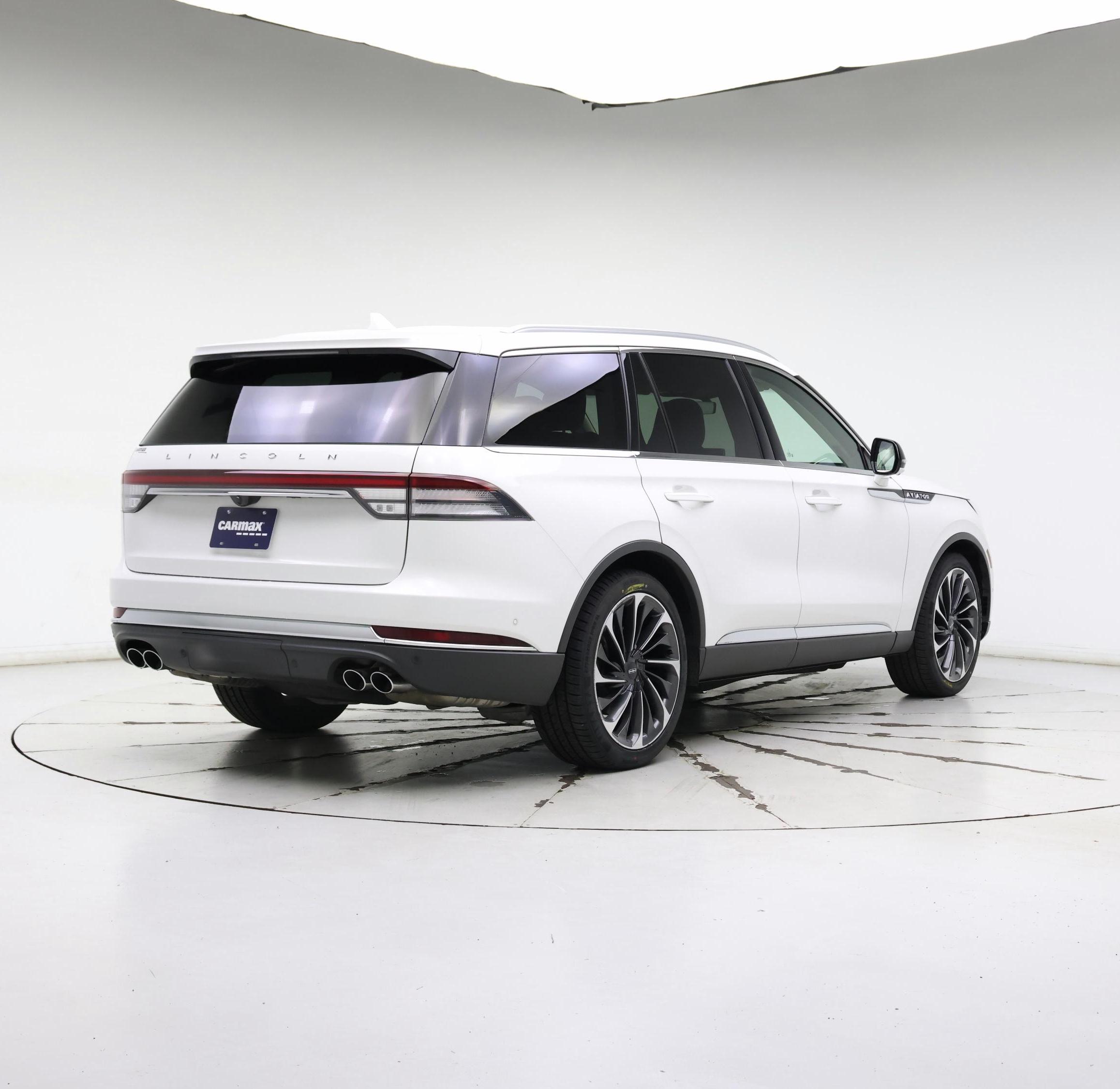 Thumbnail: 2020 Lincoln Aviator - 8