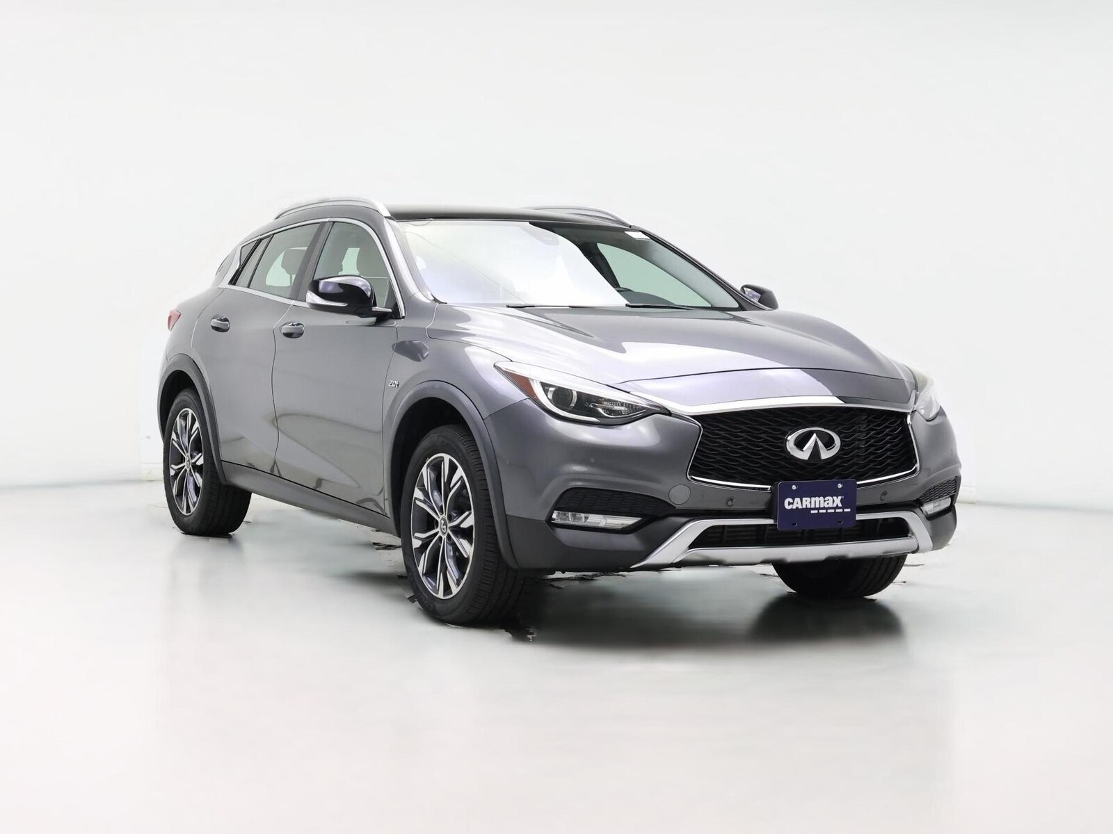 2018 INFINITI QX30 Premium