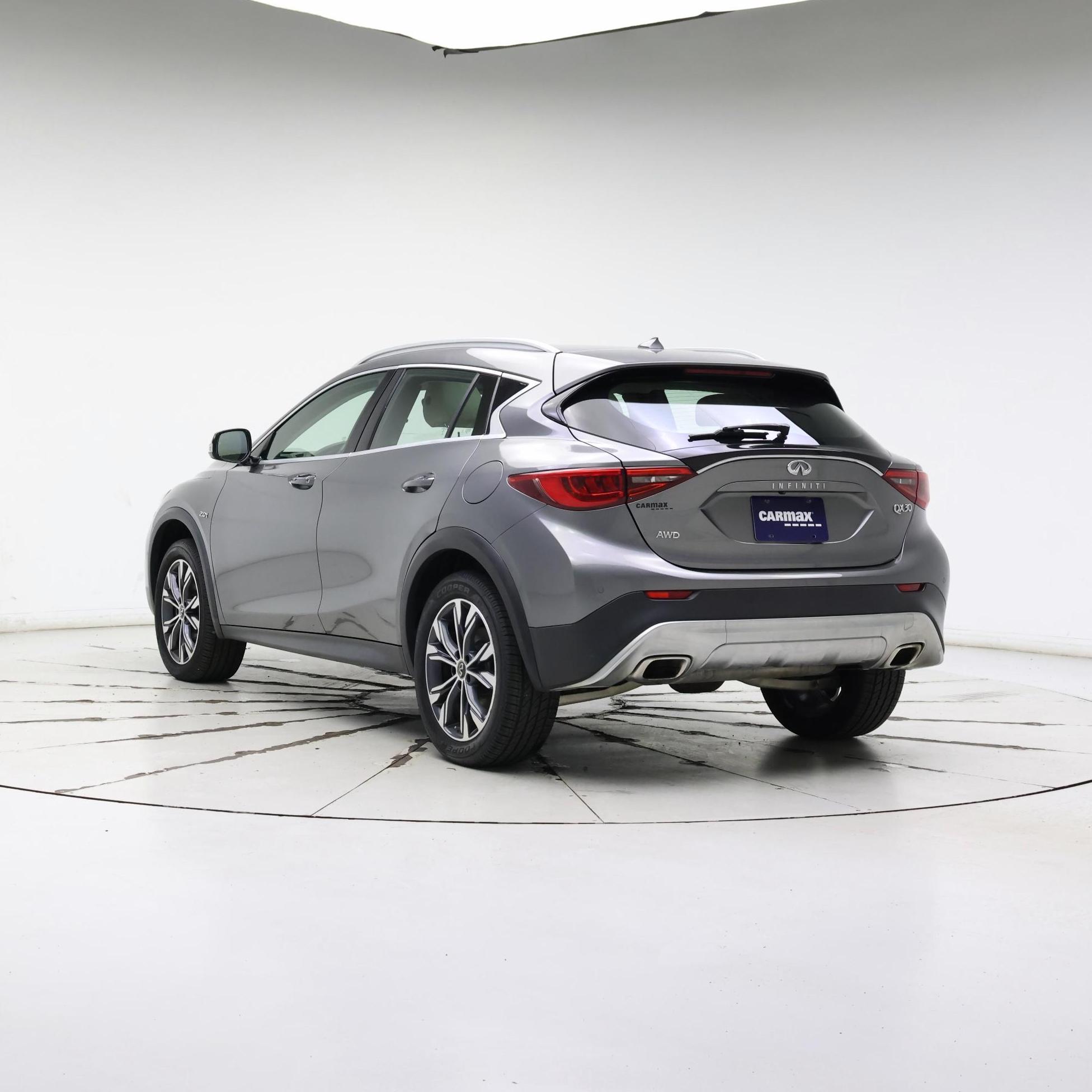 Thumbnail: 2018 INFINITI QX30 - 2