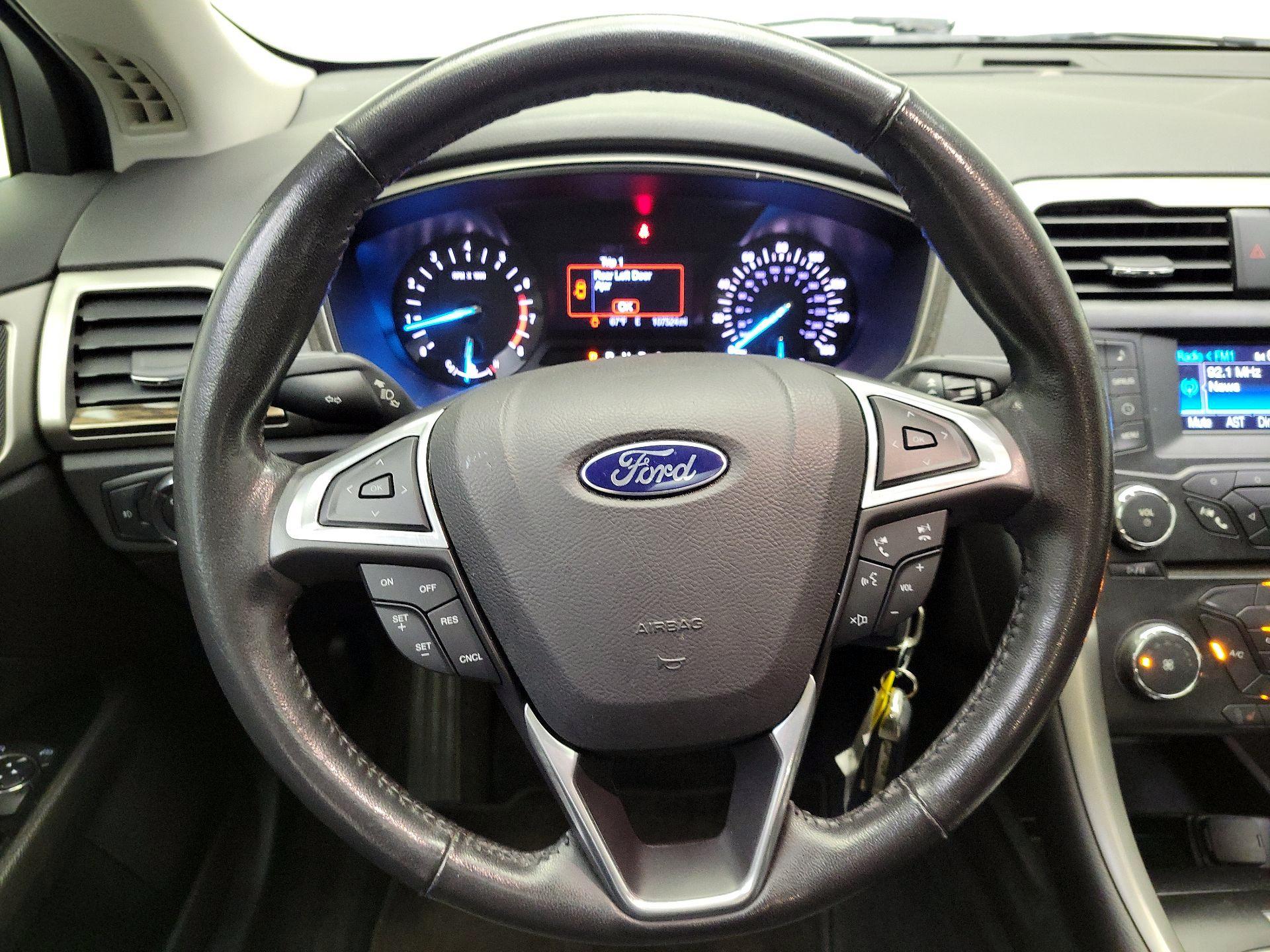 Thumbnail: 2014 Ford Fusion - 10