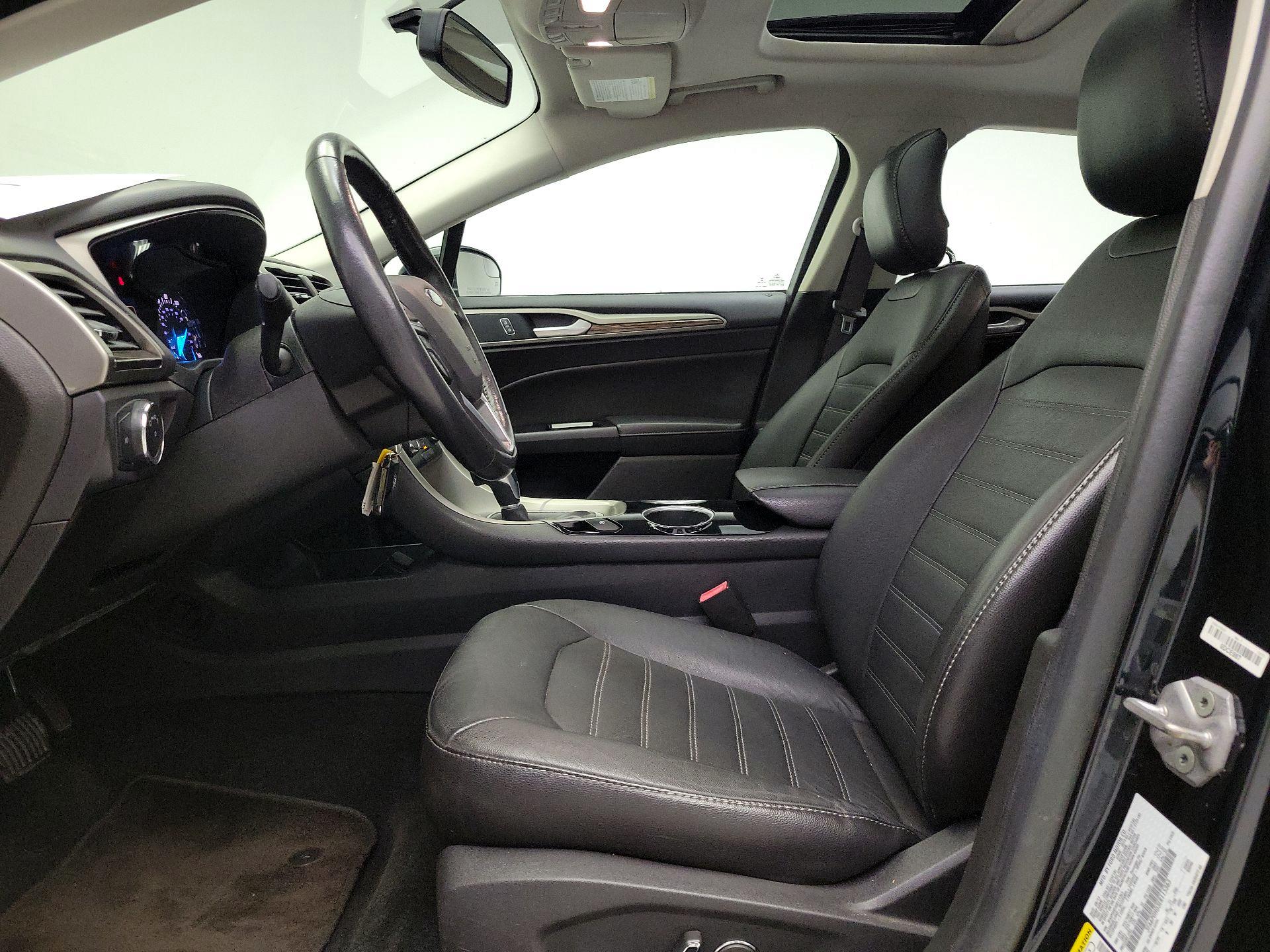 Thumbnail: 2014 Ford Fusion - 11