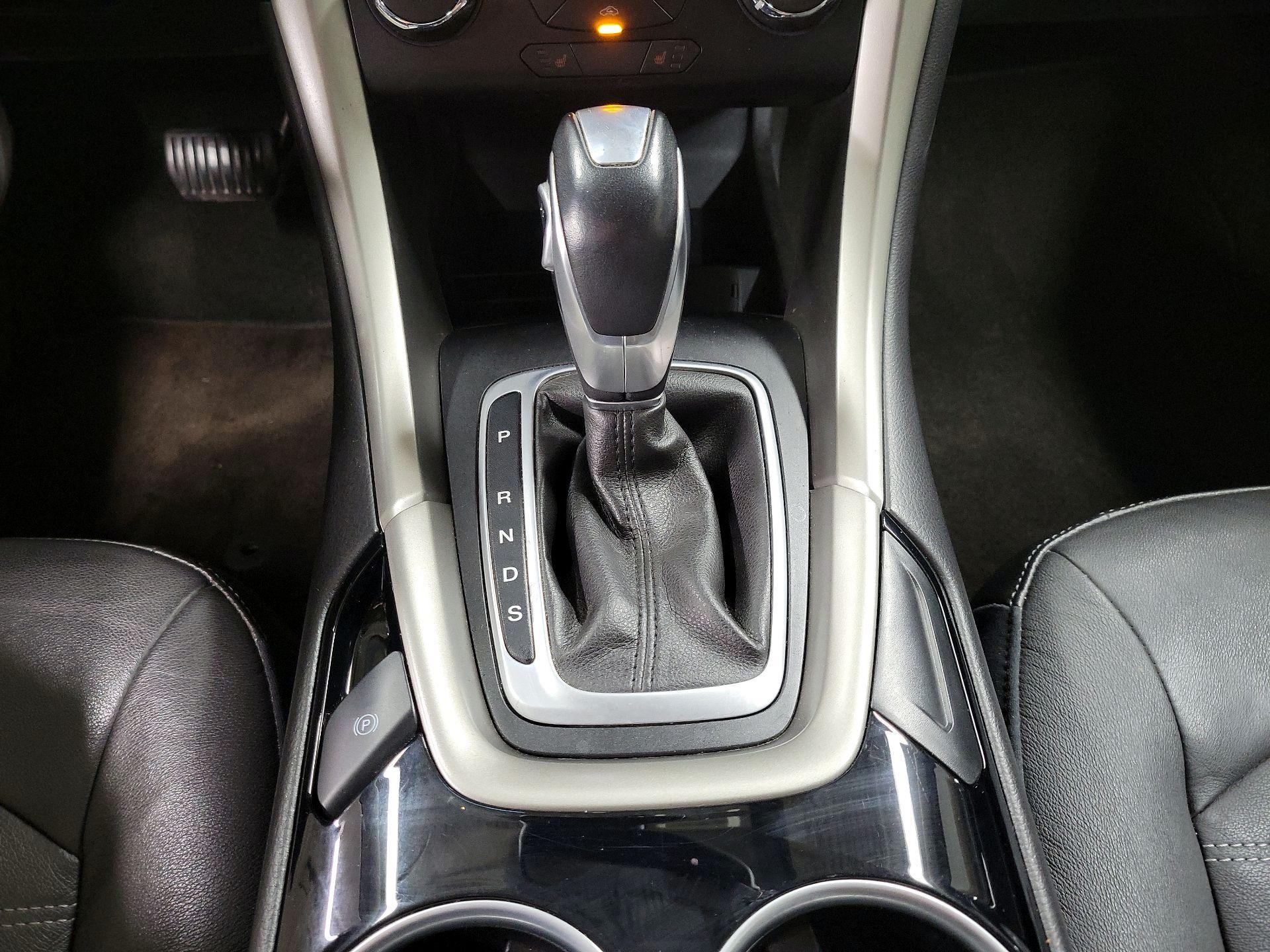 Thumbnail: 2014 Ford Fusion - 16