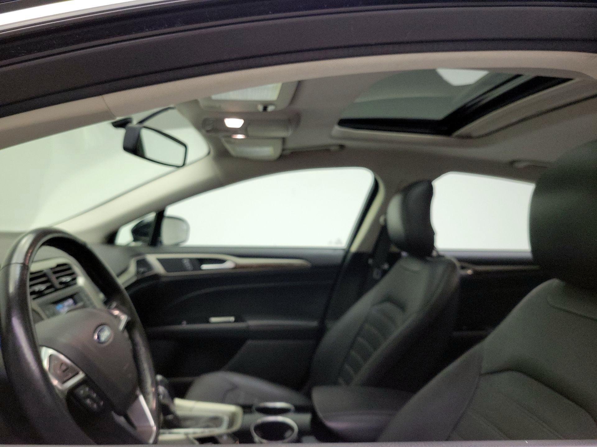 Thumbnail: 2014 Ford Fusion - 18