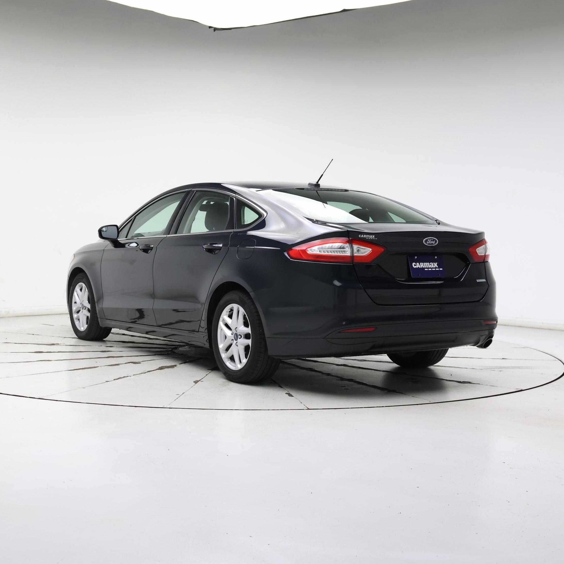 Thumbnail: 2014 Ford Fusion - 2