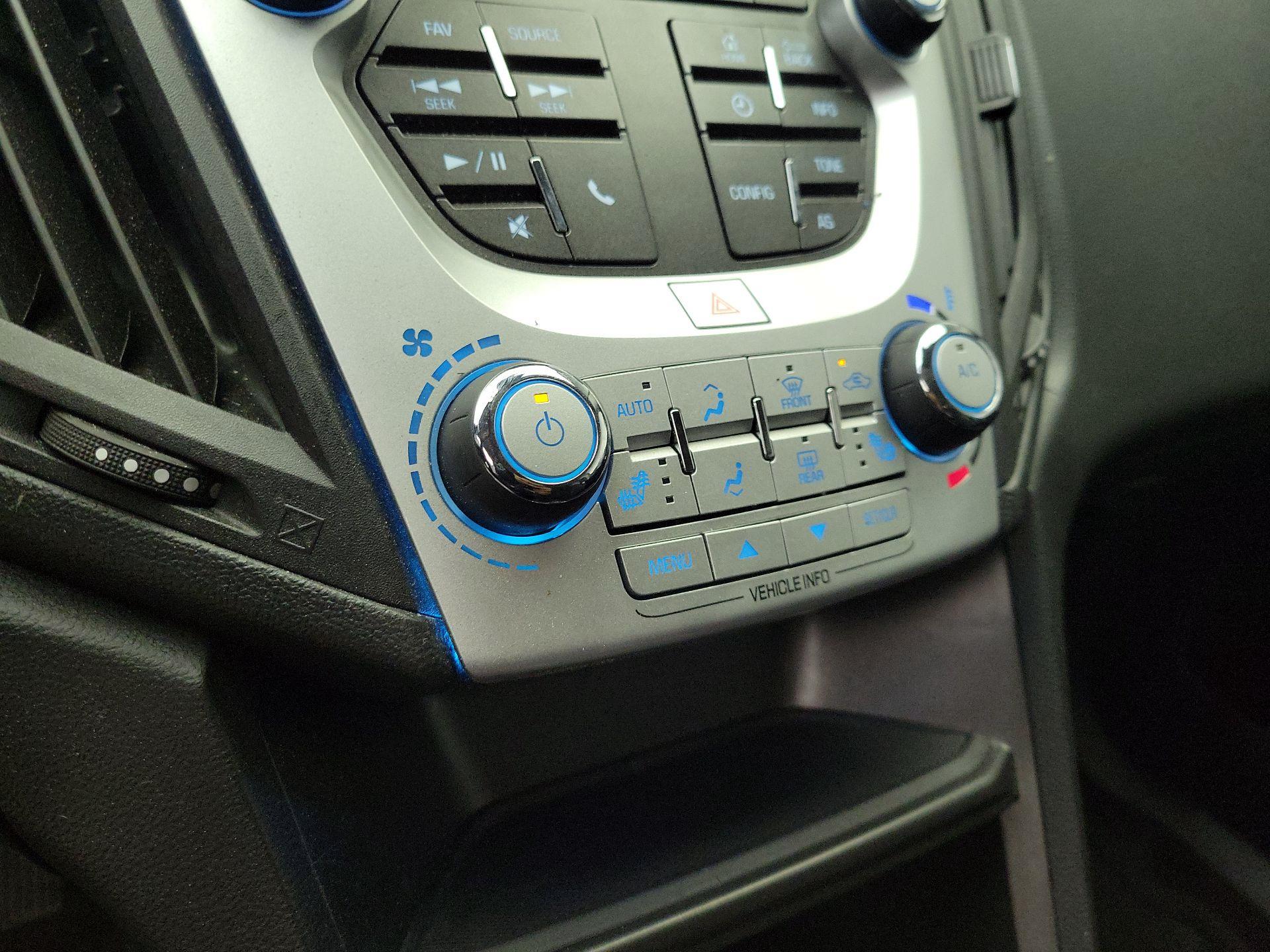 Thumbnail: 2016 Chevrolet Equinox - 15