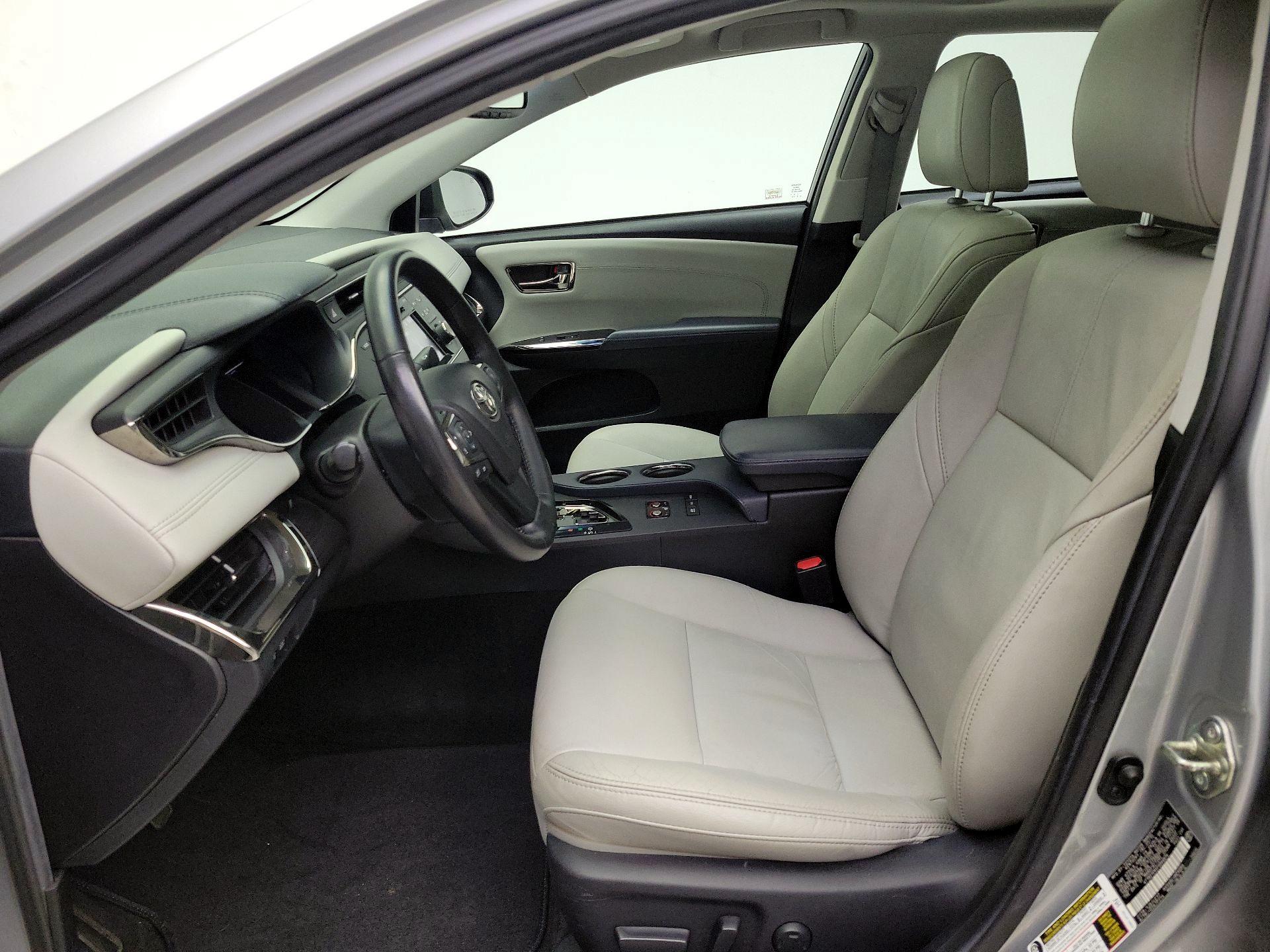 Thumbnail: 2015 Toyota Avalon - 11