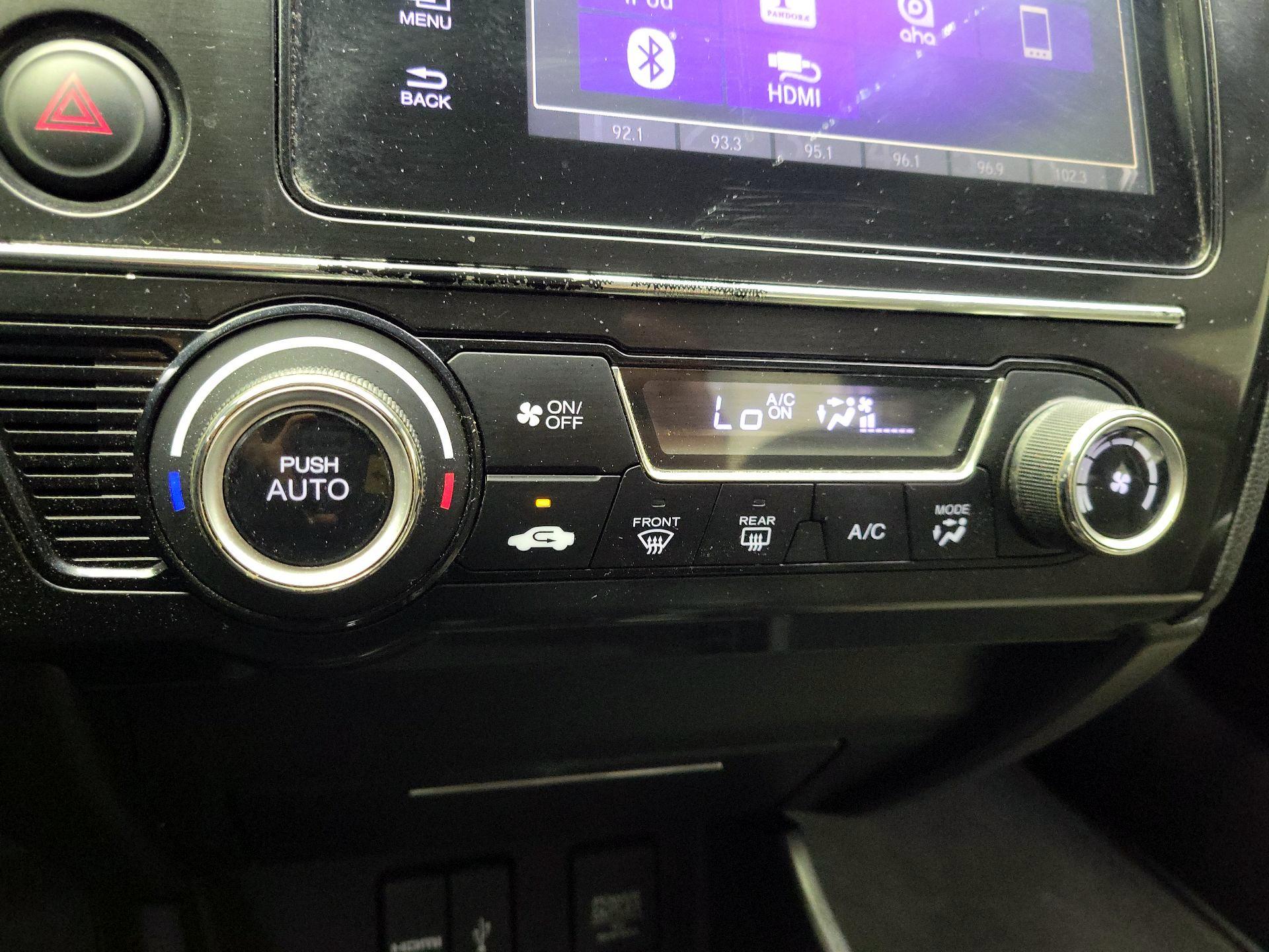 Thumbnail: 2015 Honda Civic - 16