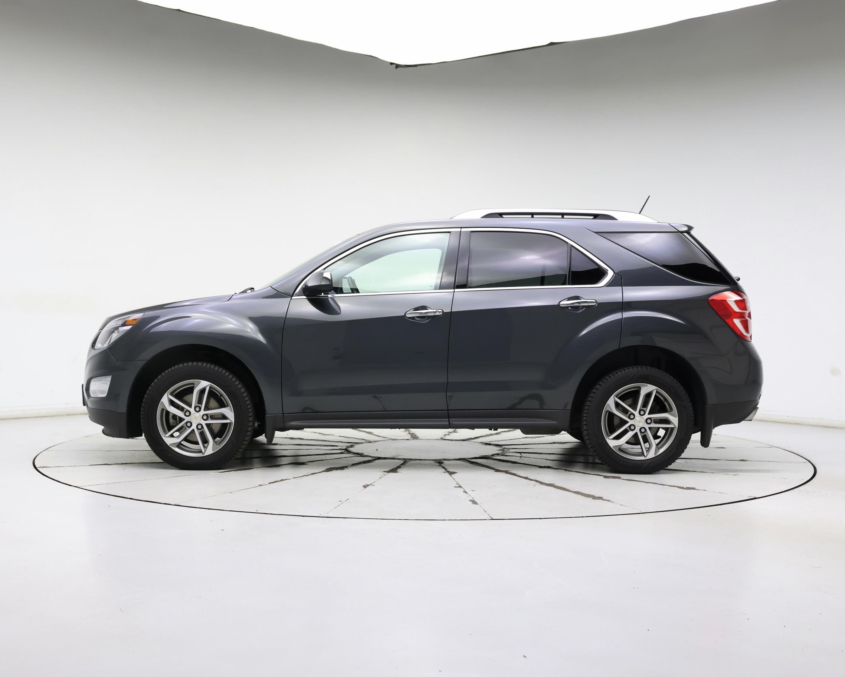 Thumbnail: 2017 Chevrolet Equinox - 3