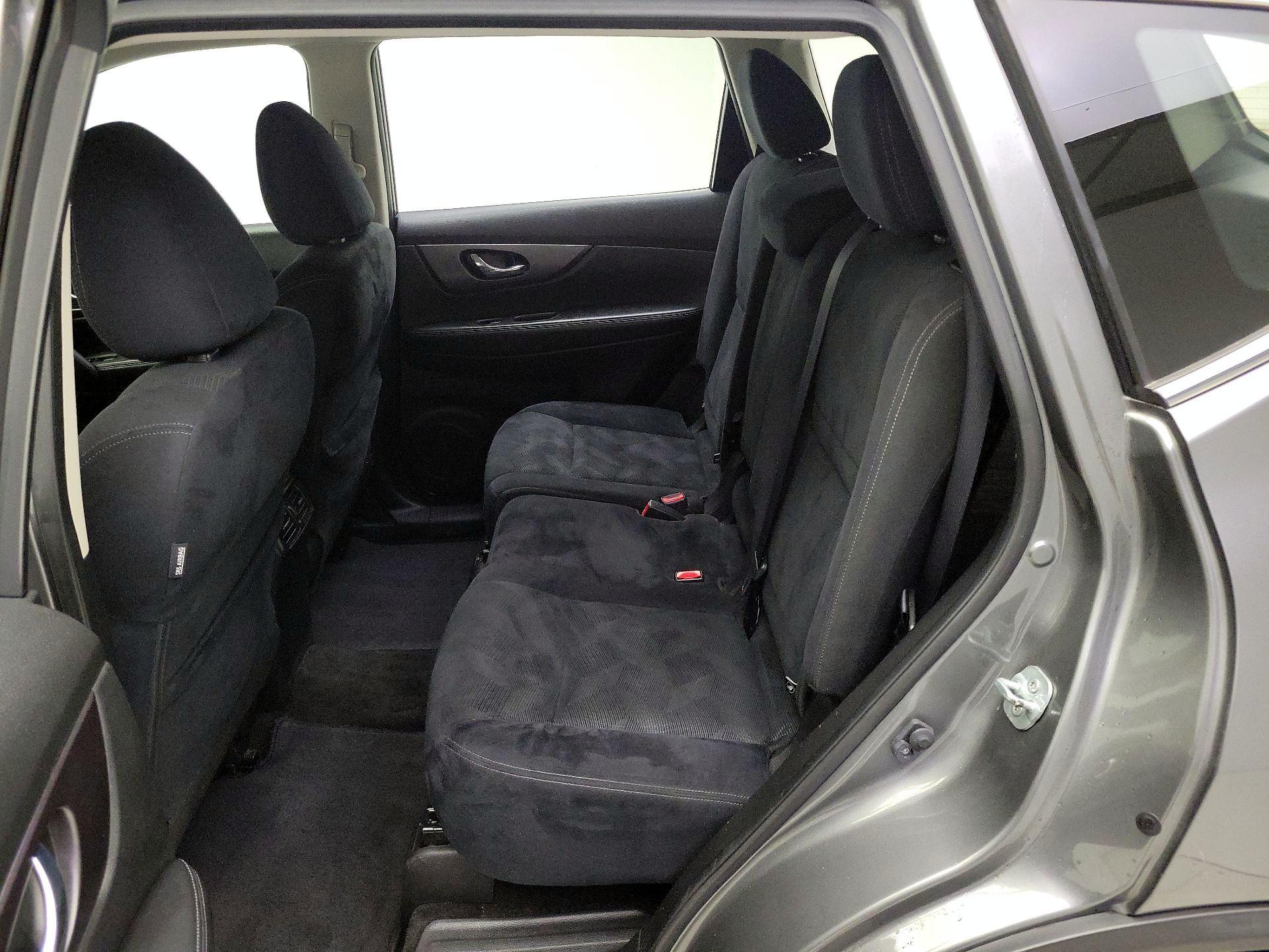 Thumbnail: 2016 Nissan Rogue - 19