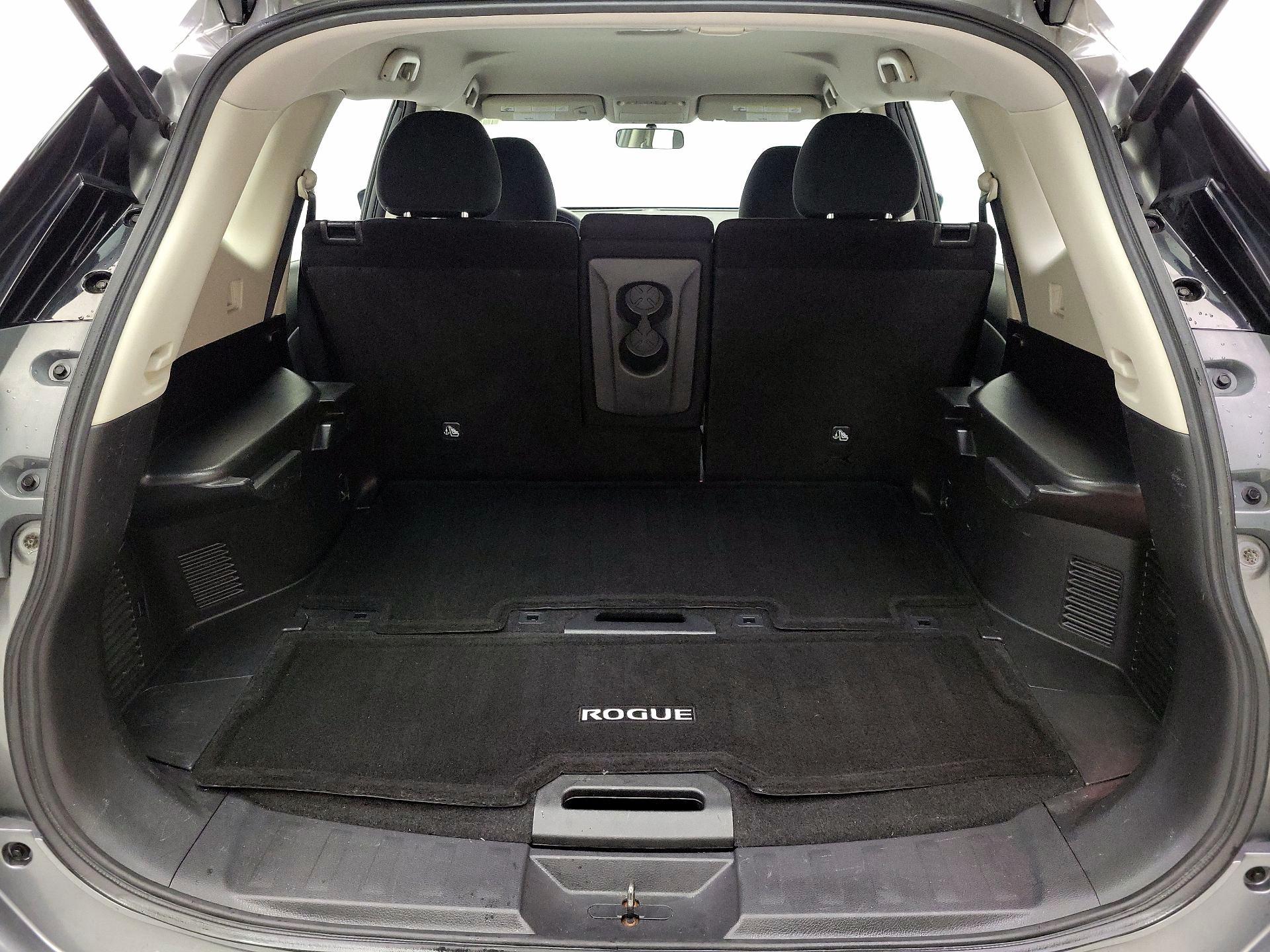 Thumbnail: 2016 Nissan Rogue - 20