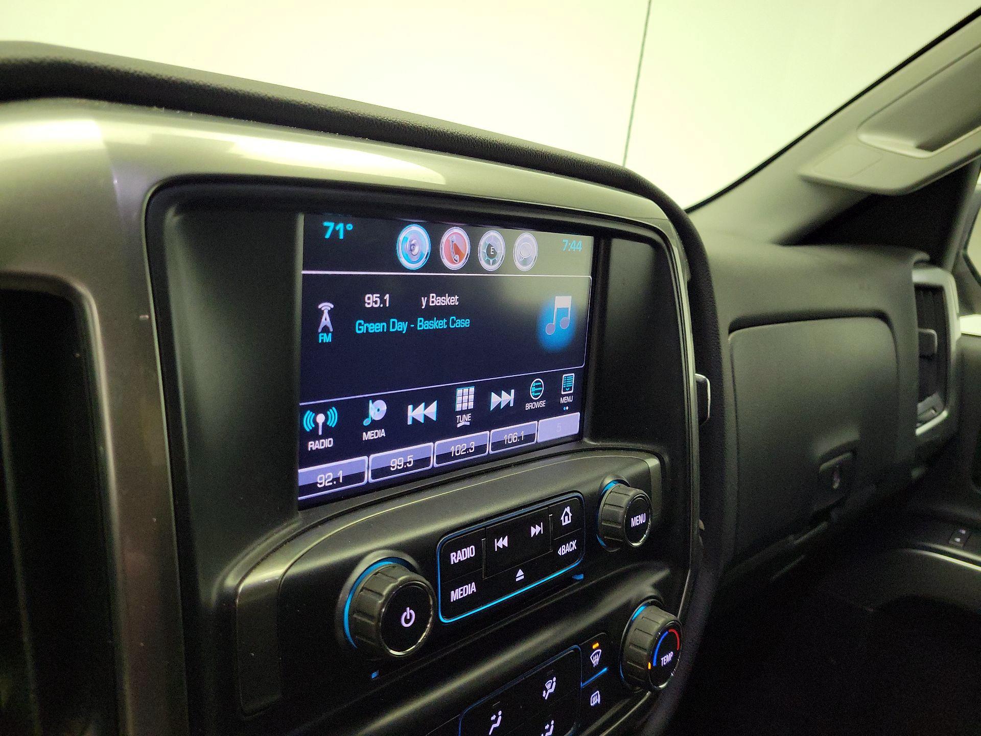 Thumbnail: 2019 Chevrolet Silverado 1500 - 15