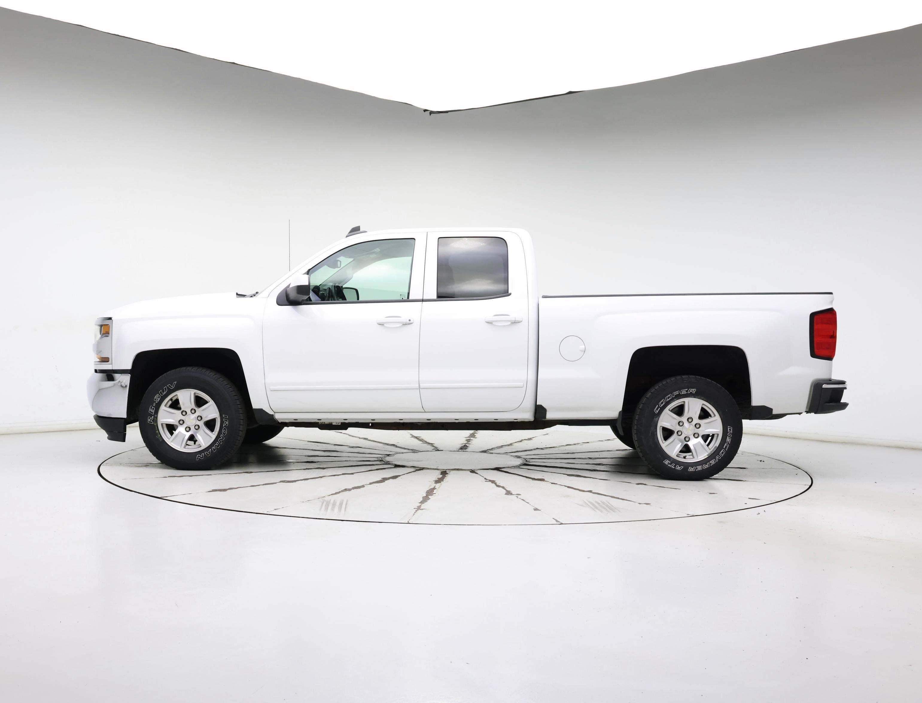 Thumbnail: 2019 Chevrolet Silverado 1500 - 3