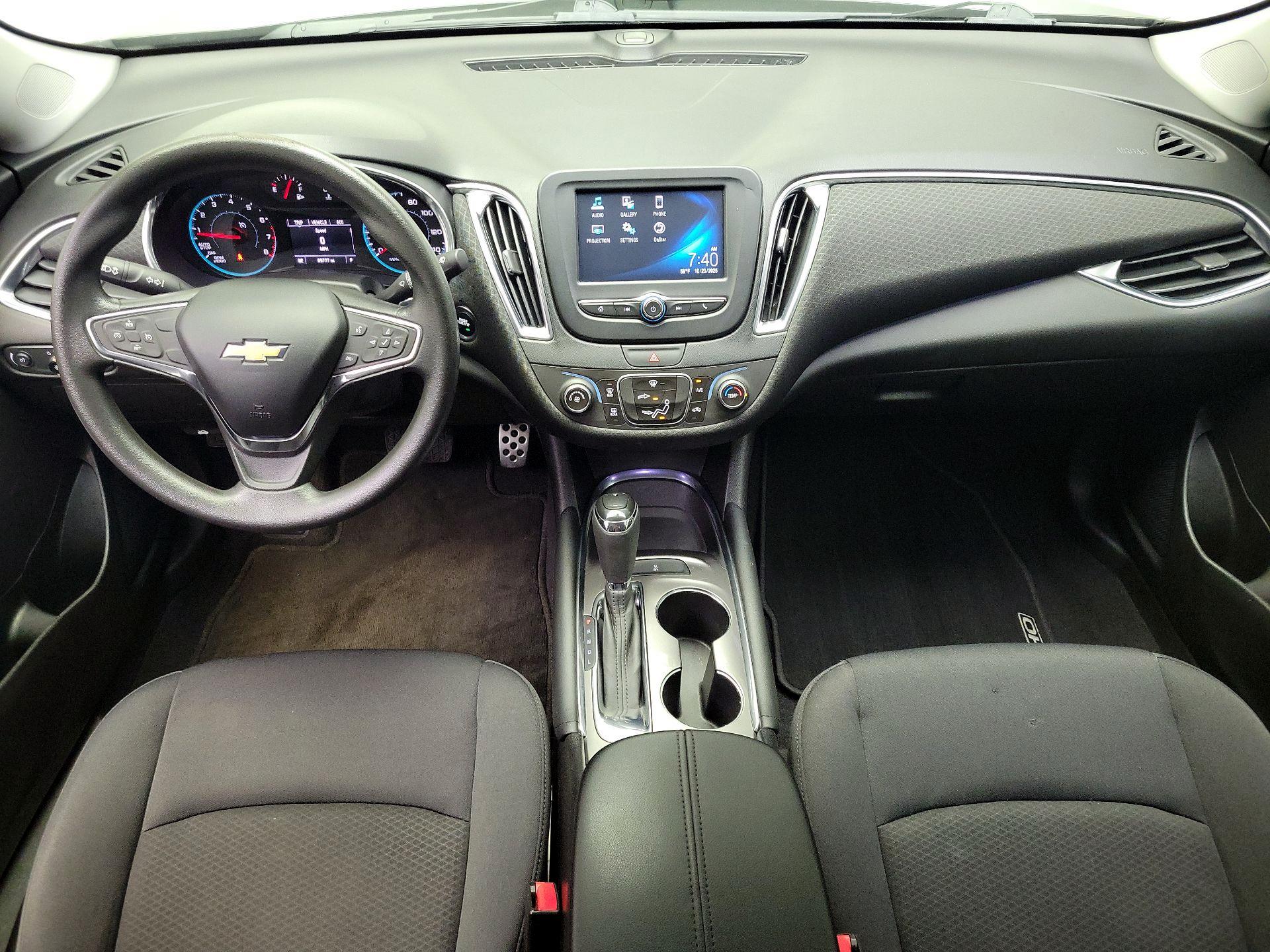 Thumbnail: 2016 Chevrolet Malibu - 9