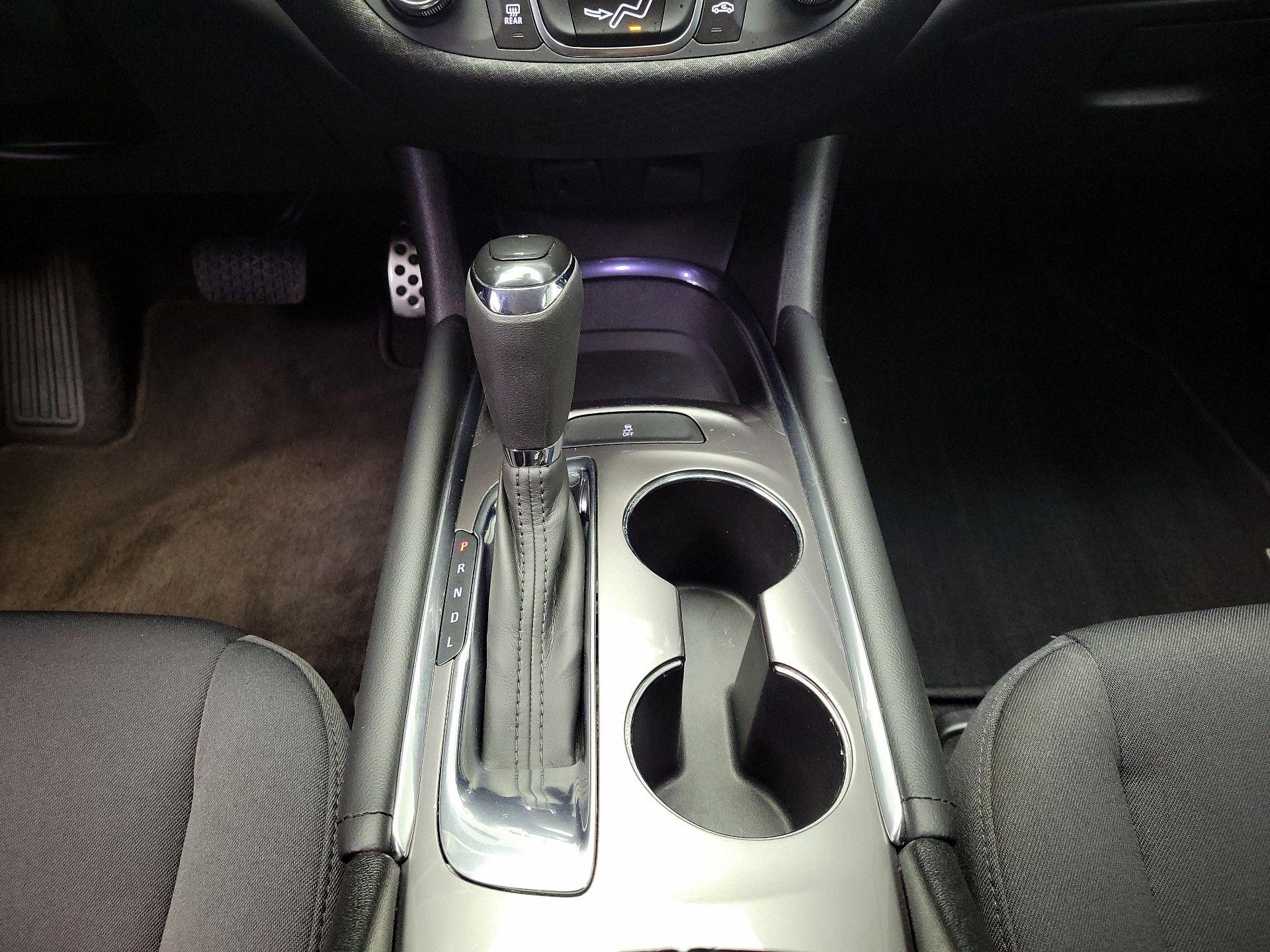 Thumbnail: 2016 Chevrolet Malibu - 17