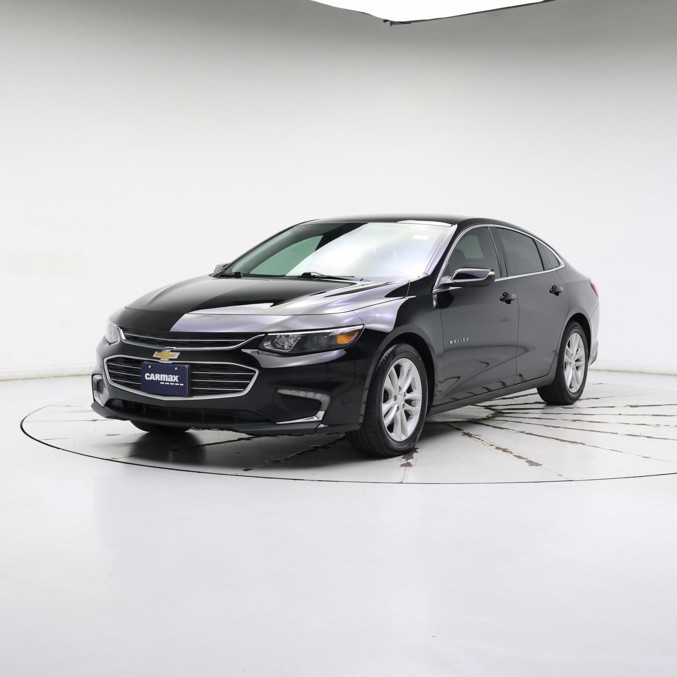 Thumbnail: 2016 Chevrolet Malibu - 4