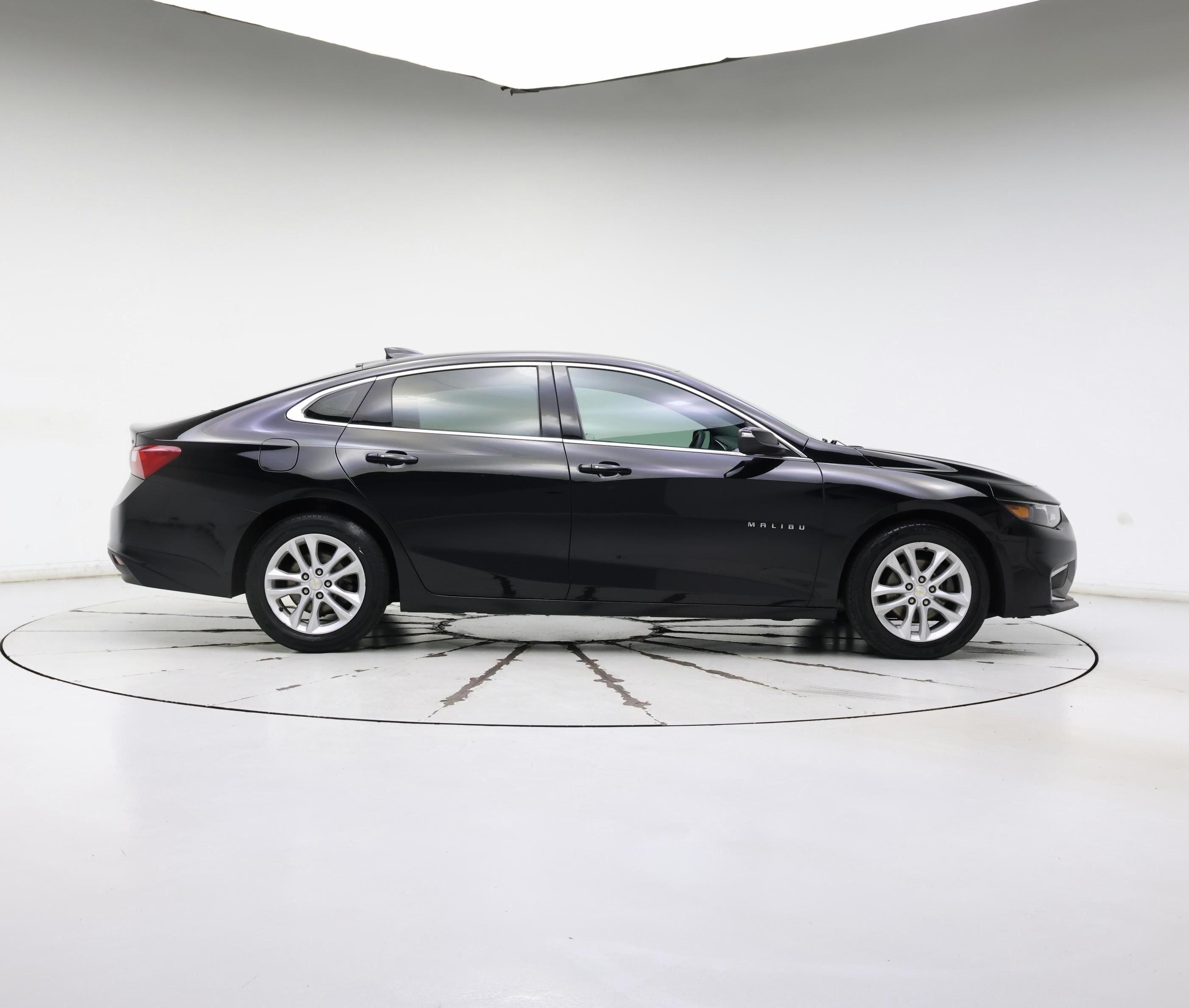 Thumbnail: 2016 Chevrolet Malibu - 7