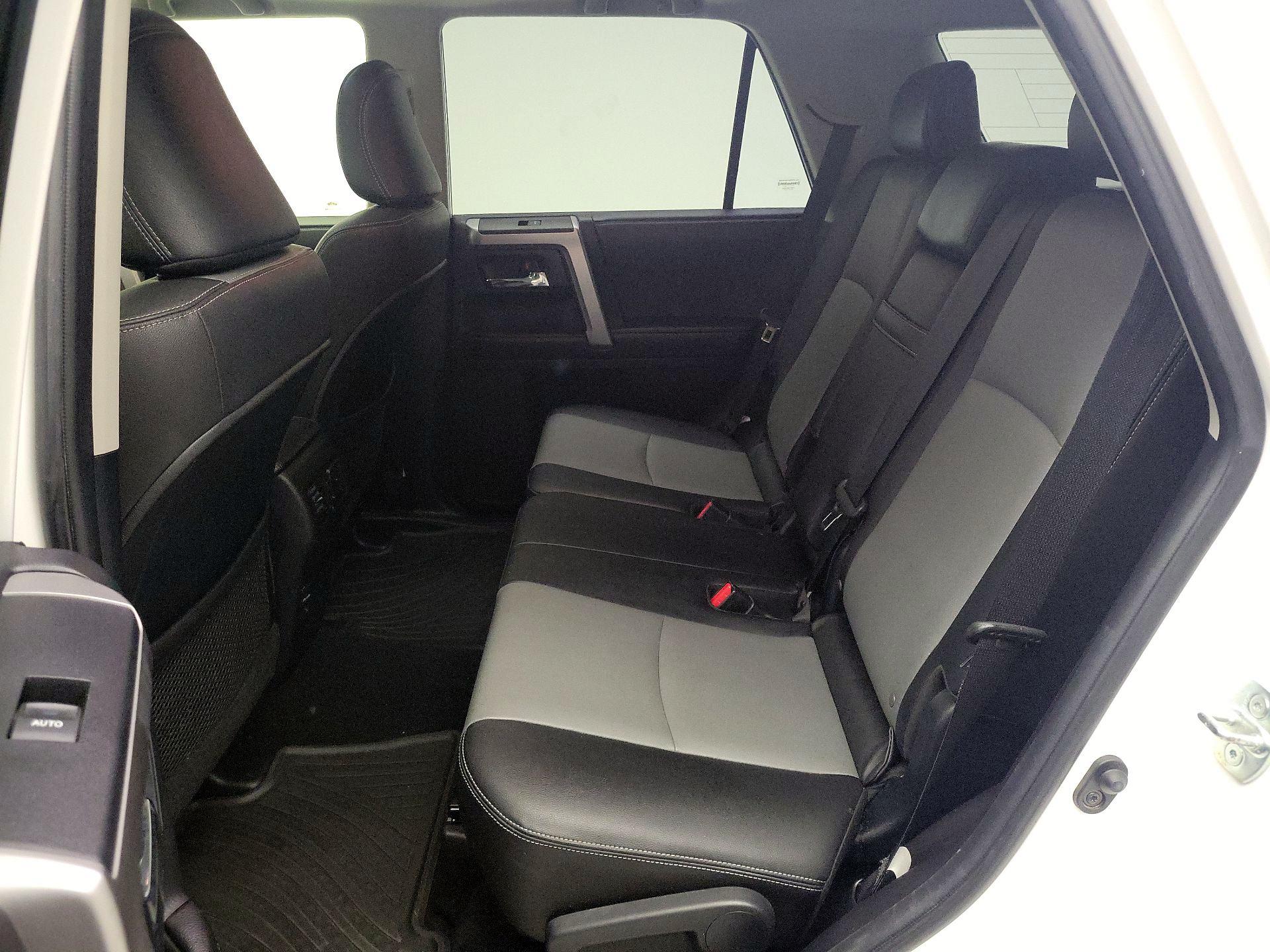 Thumbnail: 2016 Toyota 4Runner - 19