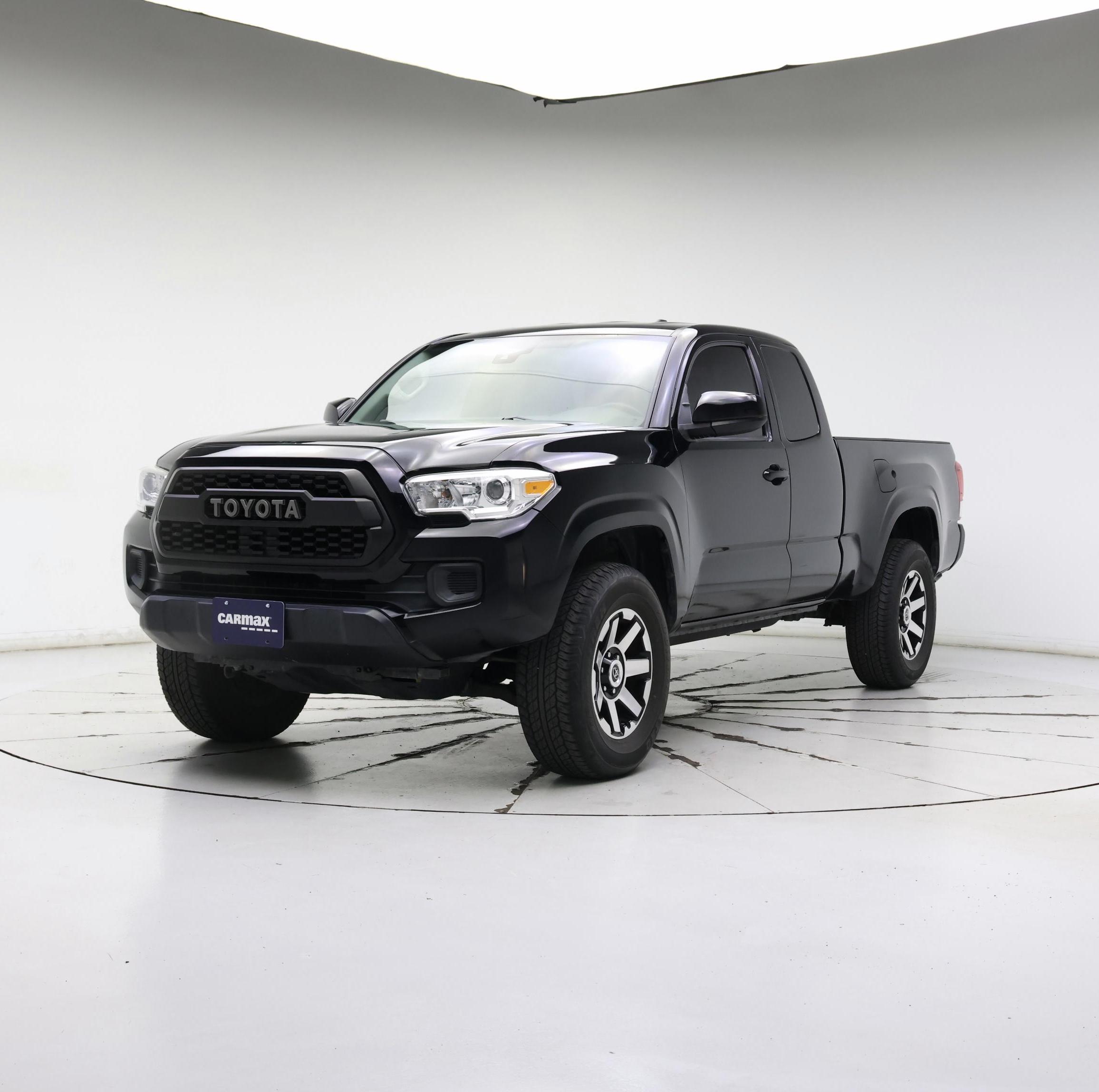 Thumbnail: 2020 Toyota Tacoma - 4