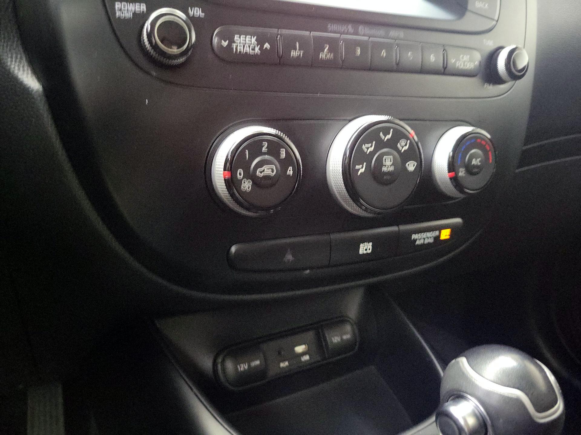 Thumbnail: 2015 Kia Soul - 15