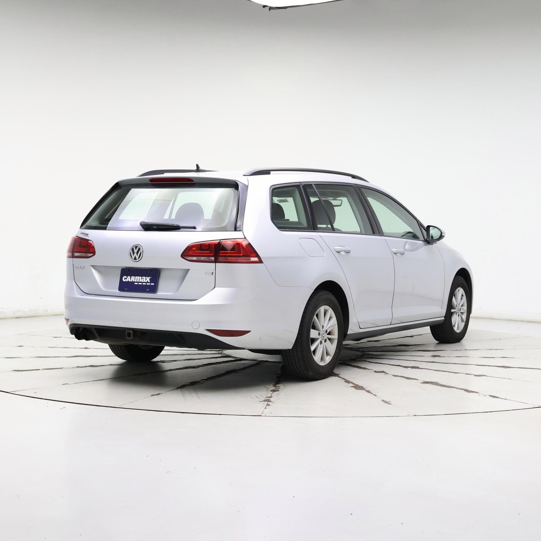 Thumbnail: 2016 Volkswagen Golf - 8