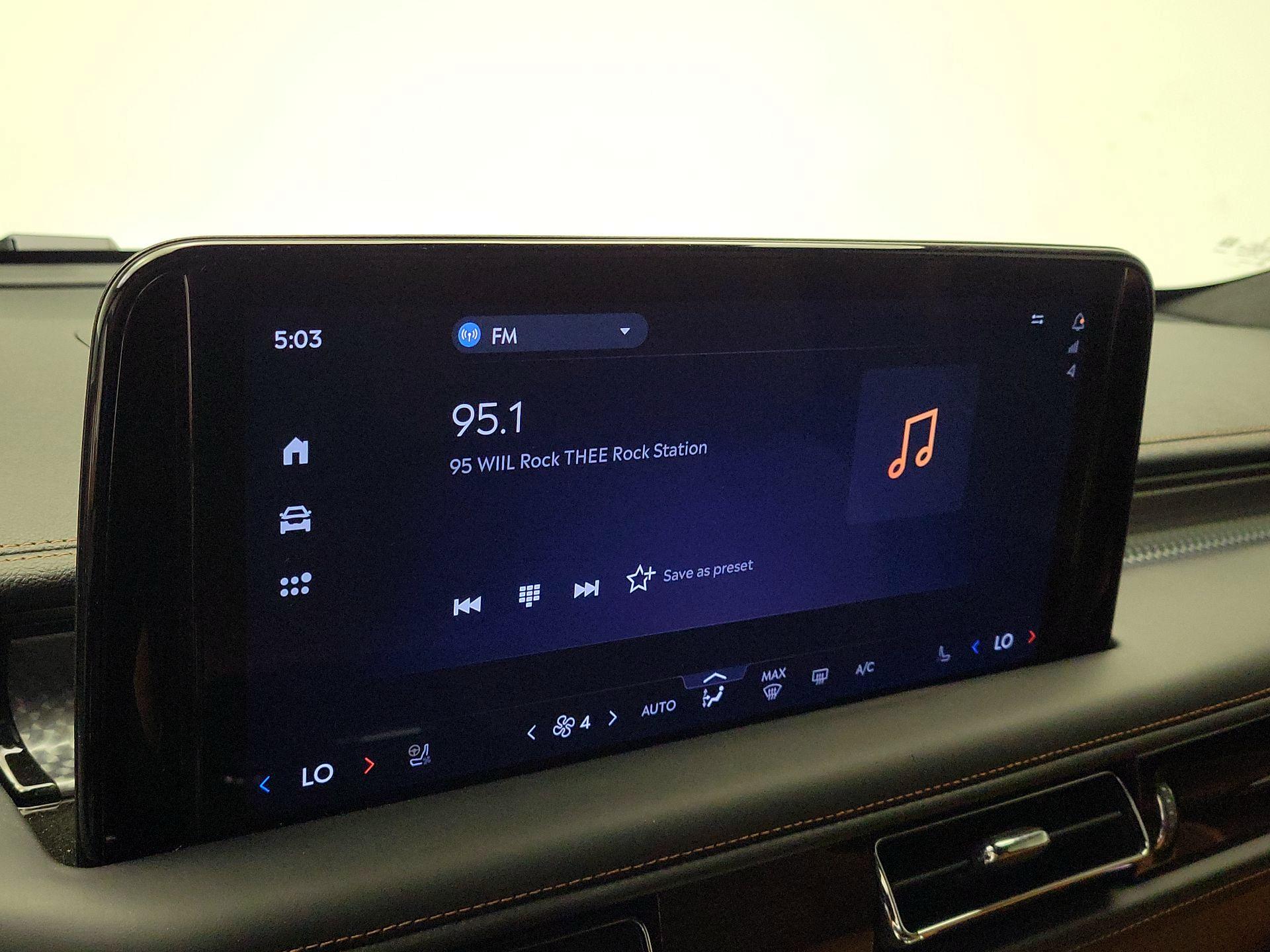 Thumbnail: 2025 Lincoln Aviator - 16