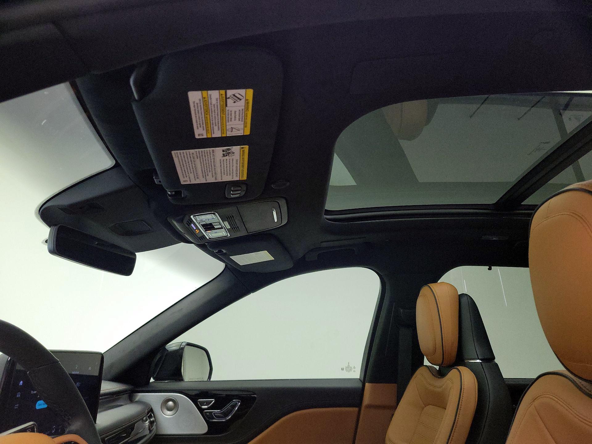 Thumbnail: 2025 Lincoln Aviator - 20