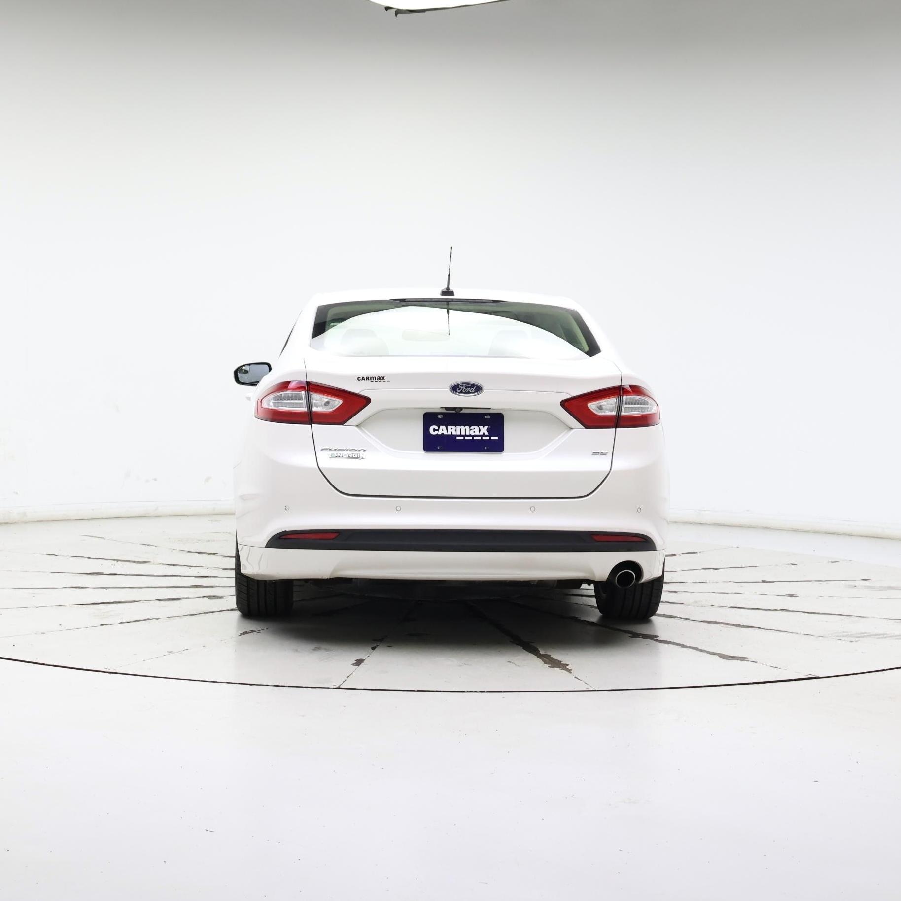 Thumbnail: 2016 Ford Fusion - 6