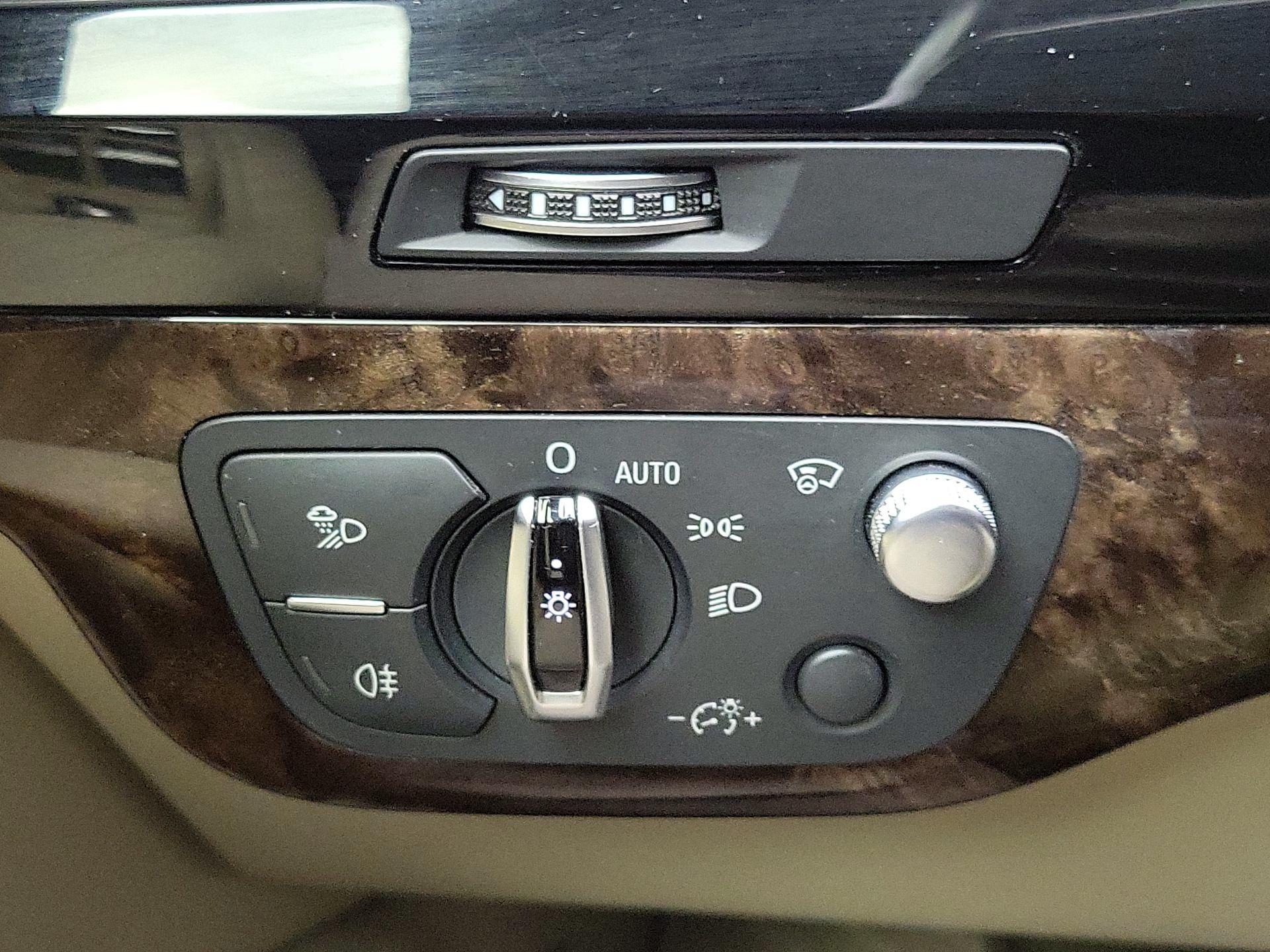 Thumbnail: 2018 Audi Q7 - 13