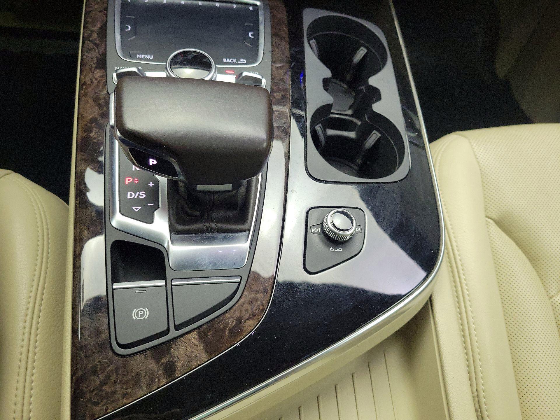 Thumbnail: 2018 Audi Q7 - 18