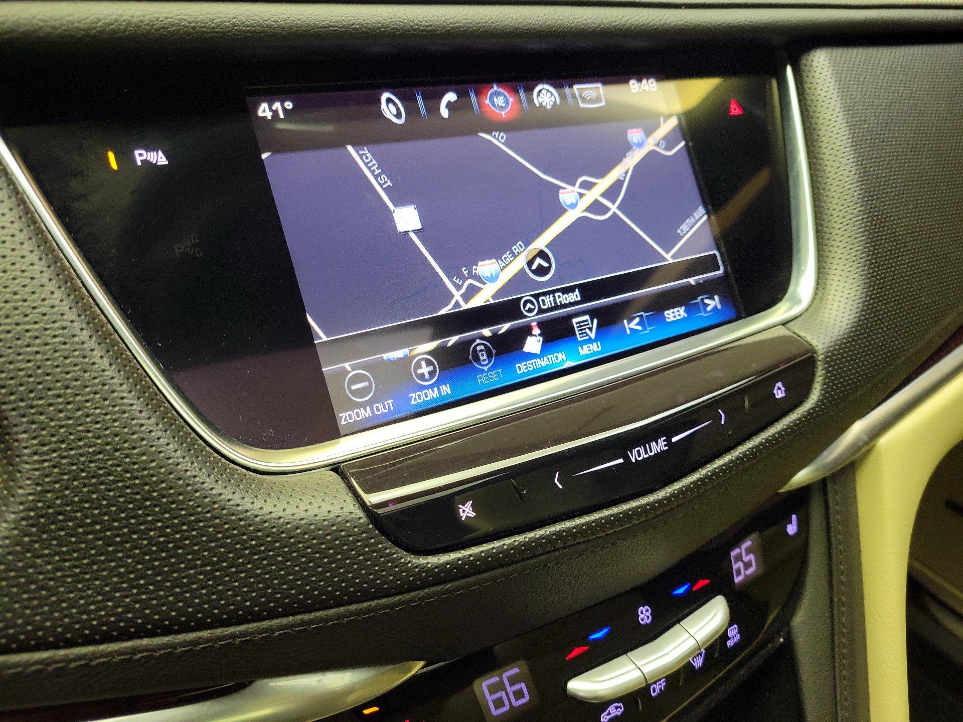 Thumbnail: 2017 Cadillac XT5 - 14