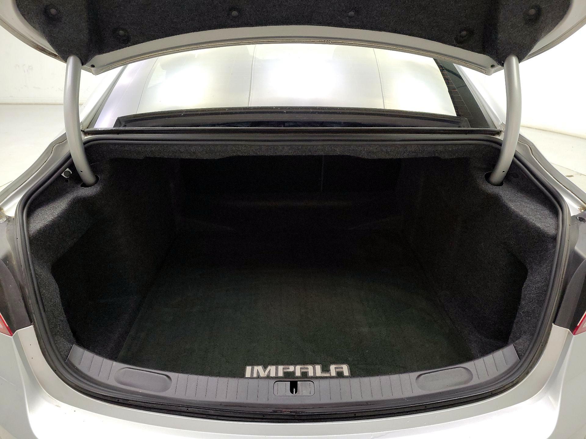 Thumbnail: 2016 Chevrolet Impala - 19