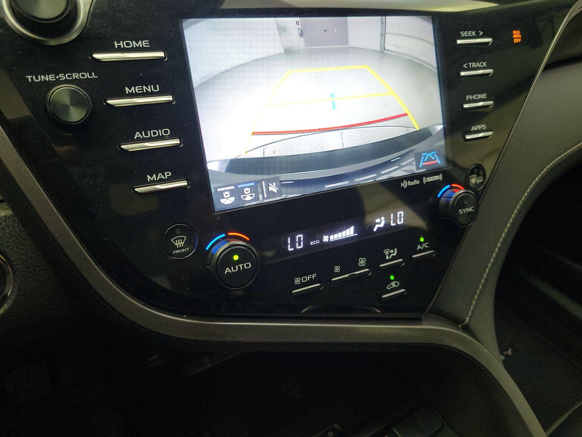 Thumbnail: 2019 Toyota Camry - 14