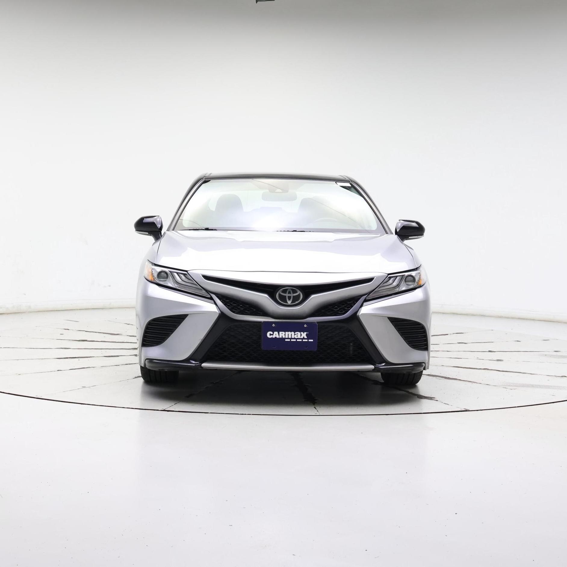 Thumbnail: 2019 Toyota Camry - 5