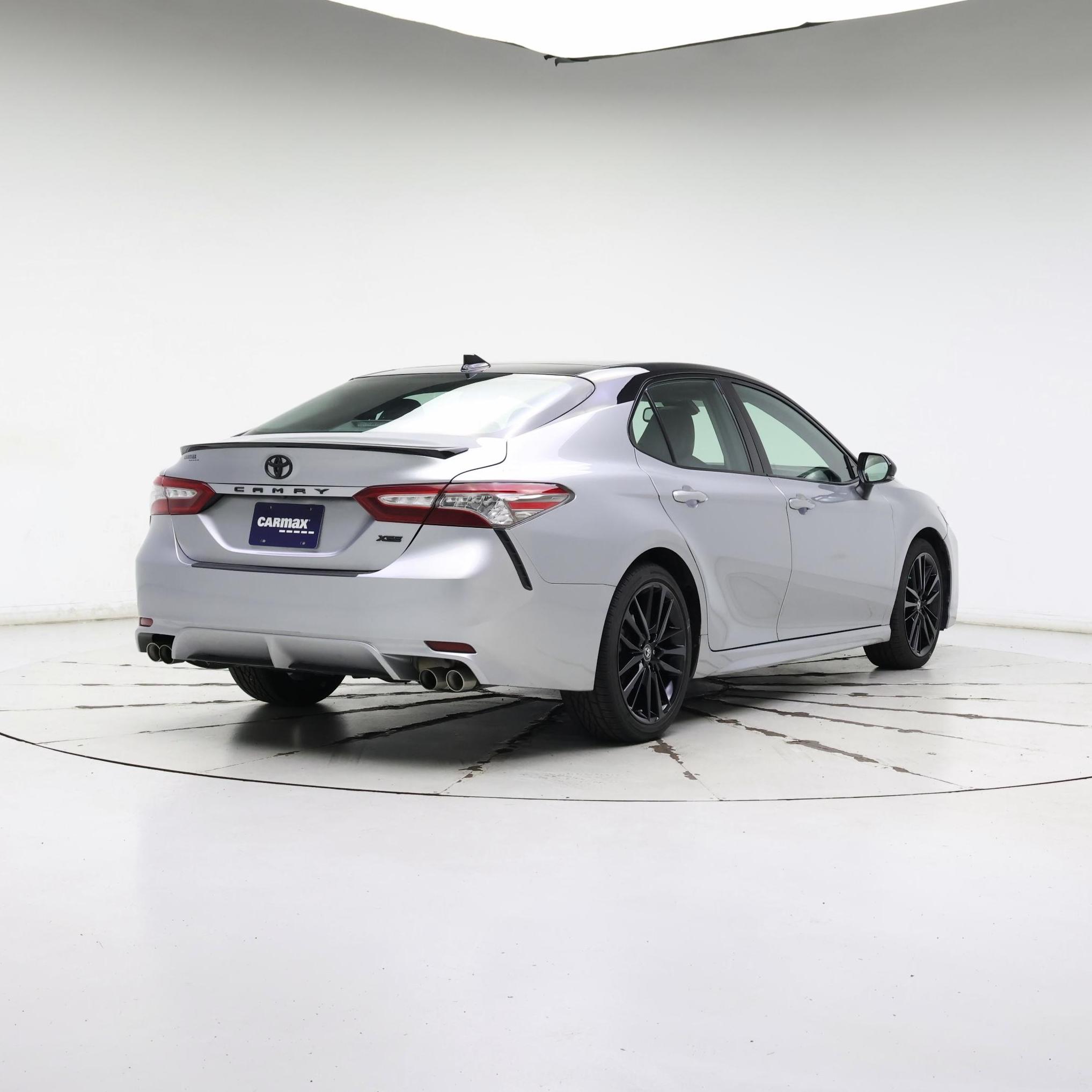 Thumbnail: 2019 Toyota Camry - 8