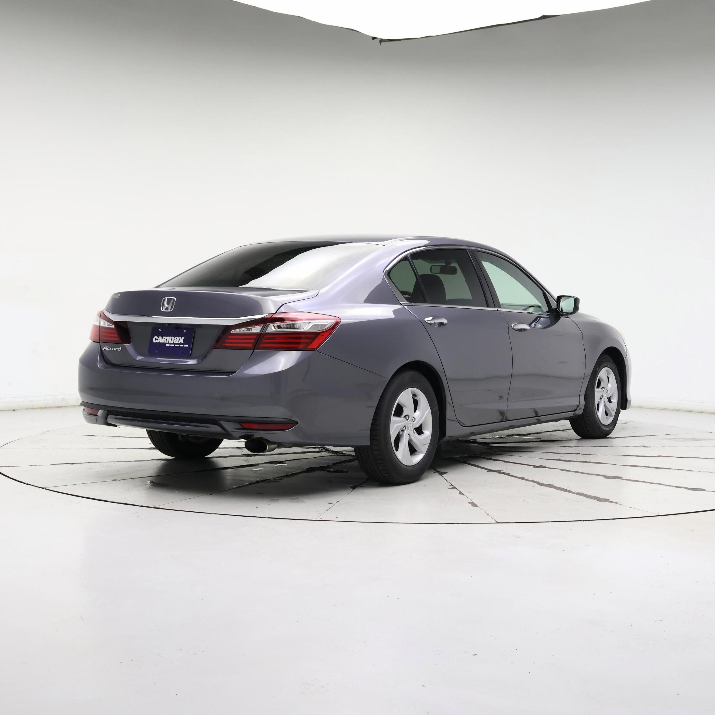 Thumbnail: 2017 Honda Accord - 8