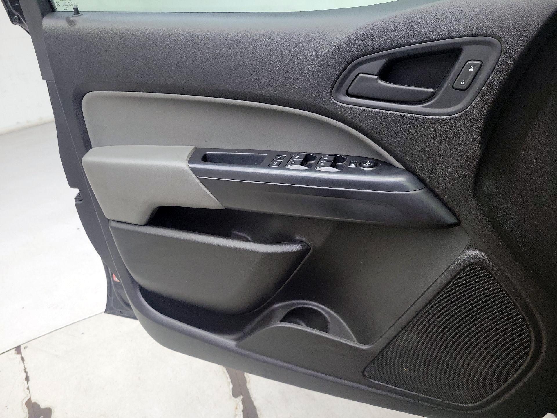 Thumbnail: 2021 Chevrolet Colorado - 12