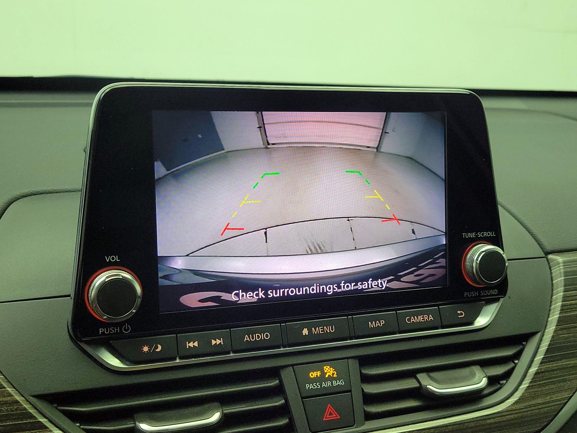 Thumbnail: 2019 Nissan Altima - 15