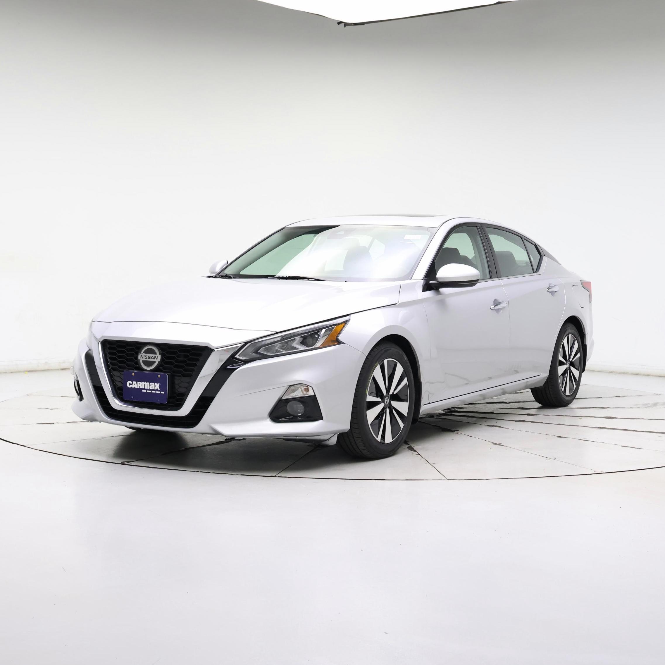 Thumbnail: 2019 Nissan Altima - 4