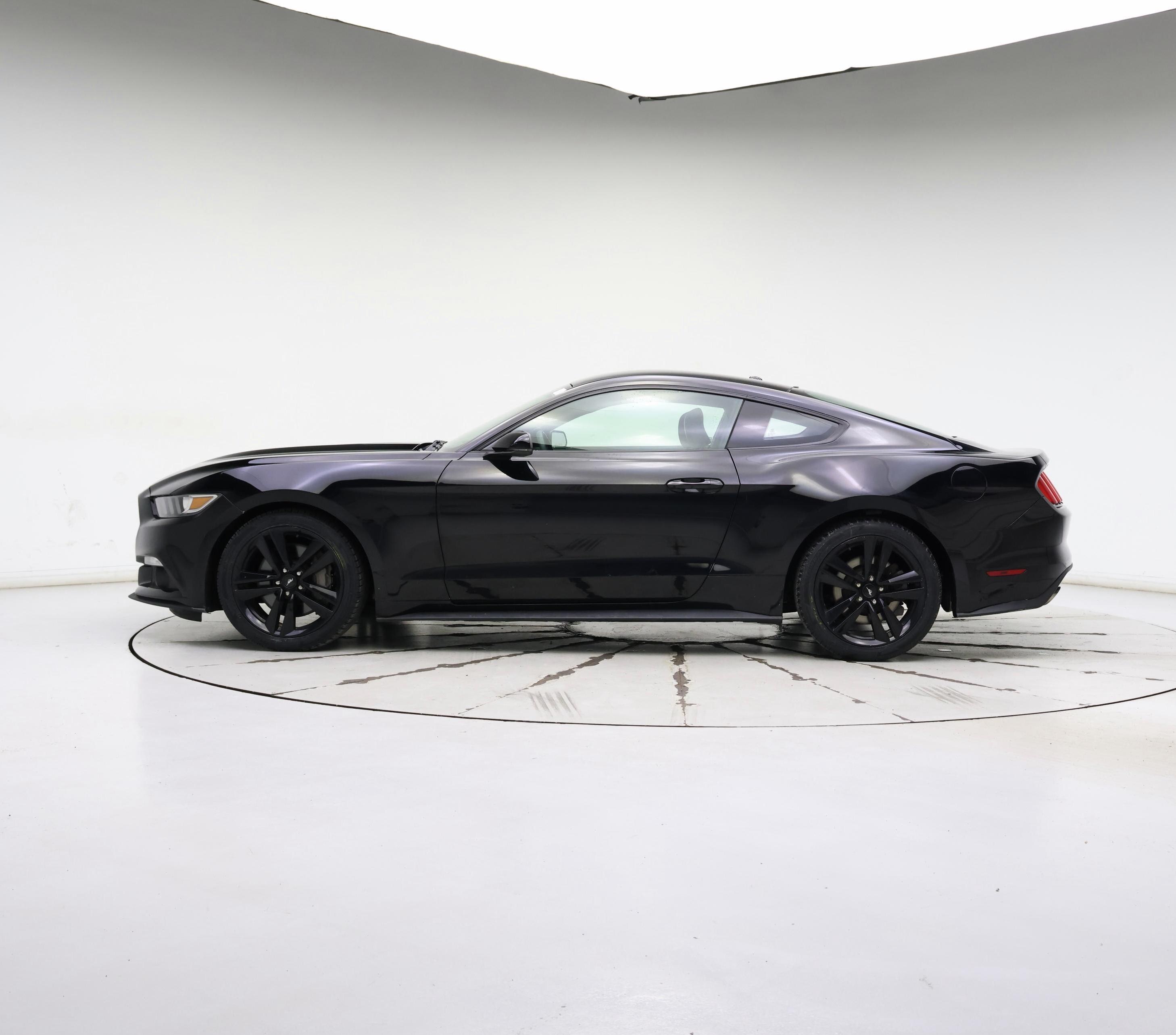 Thumbnail: 2015 Ford Mustang - 3