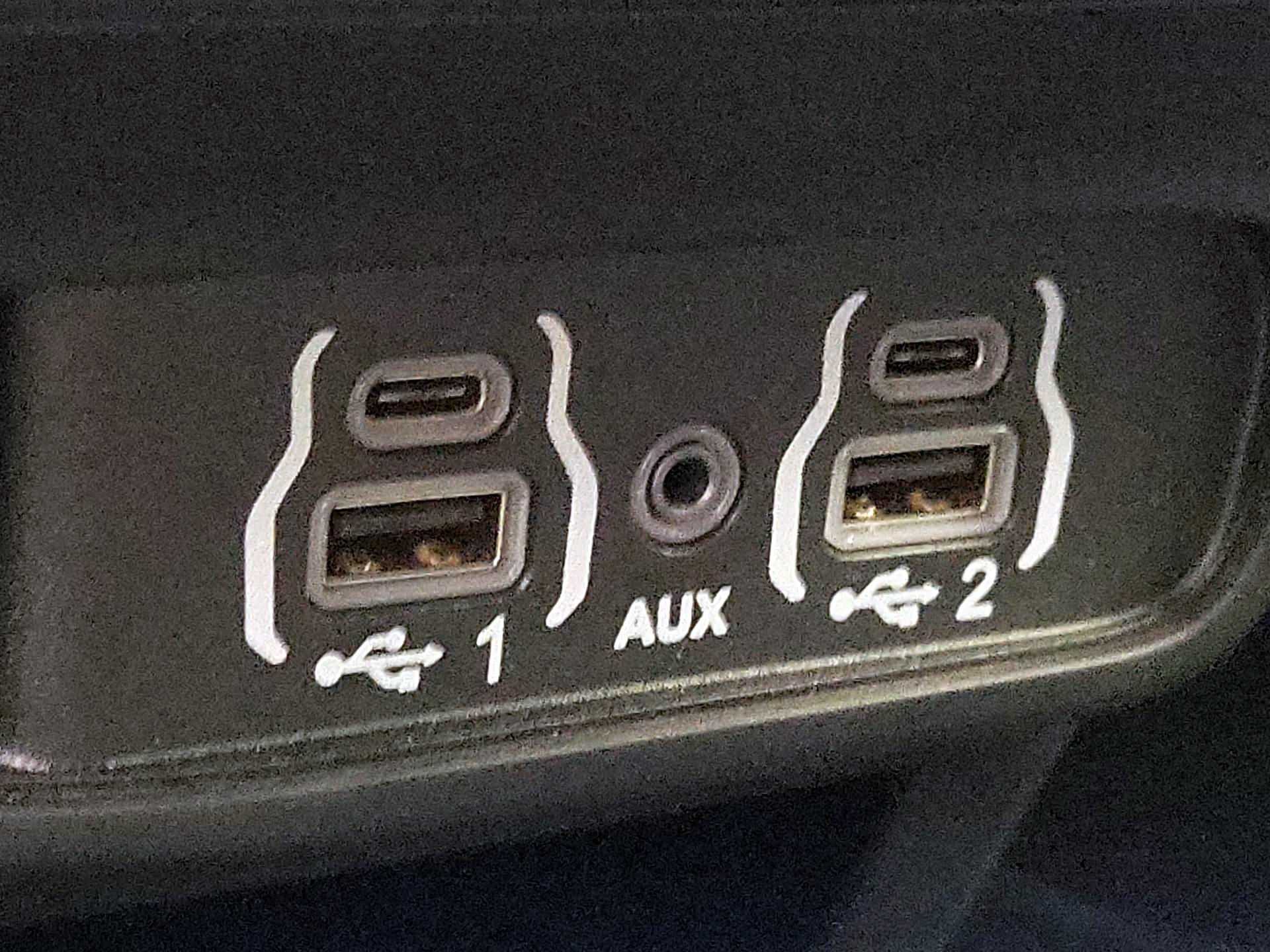 Thumbnail: 2023 Chrysler Pacifica - 18