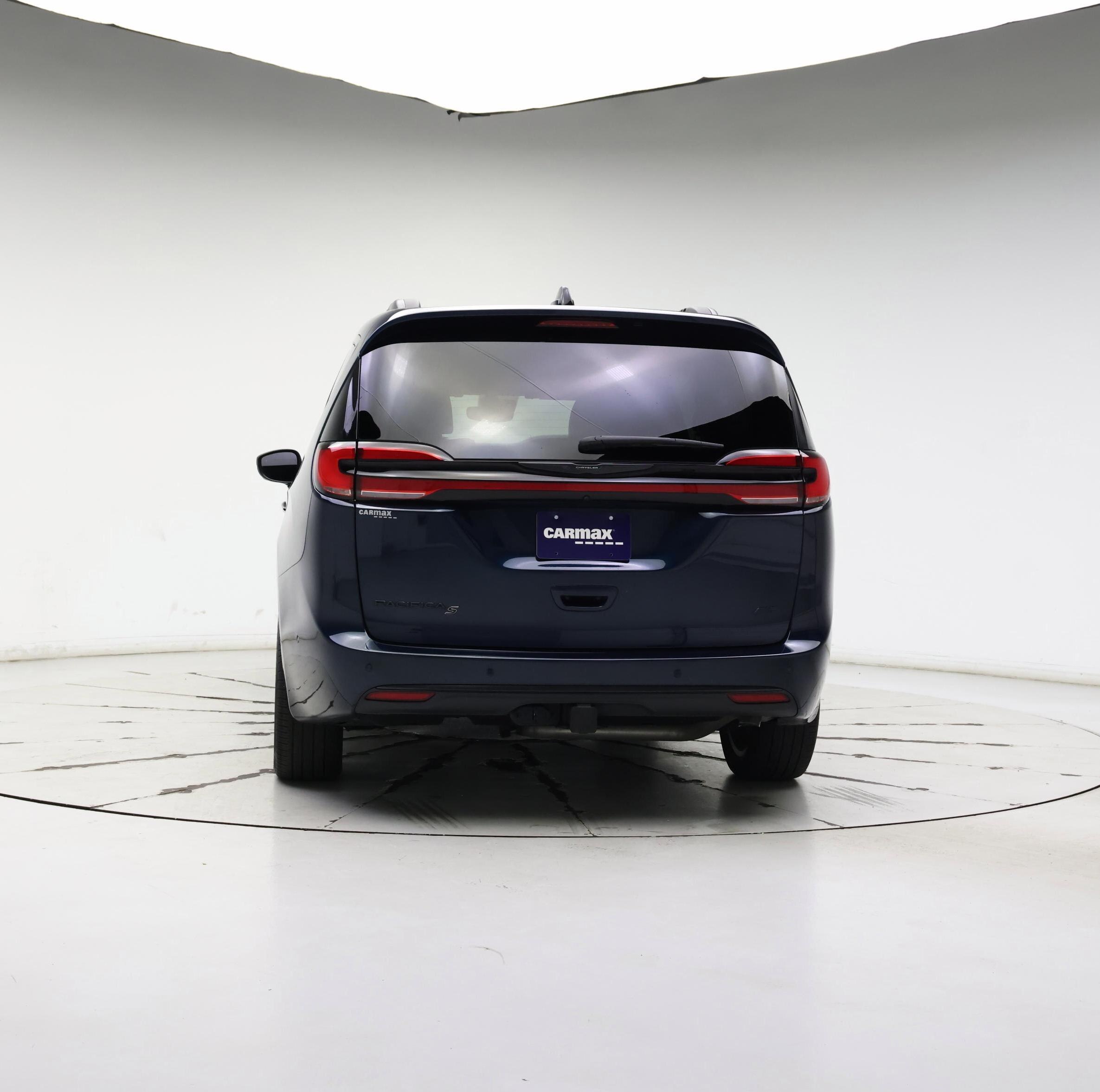 Thumbnail: 2023 Chrysler Pacifica - 6