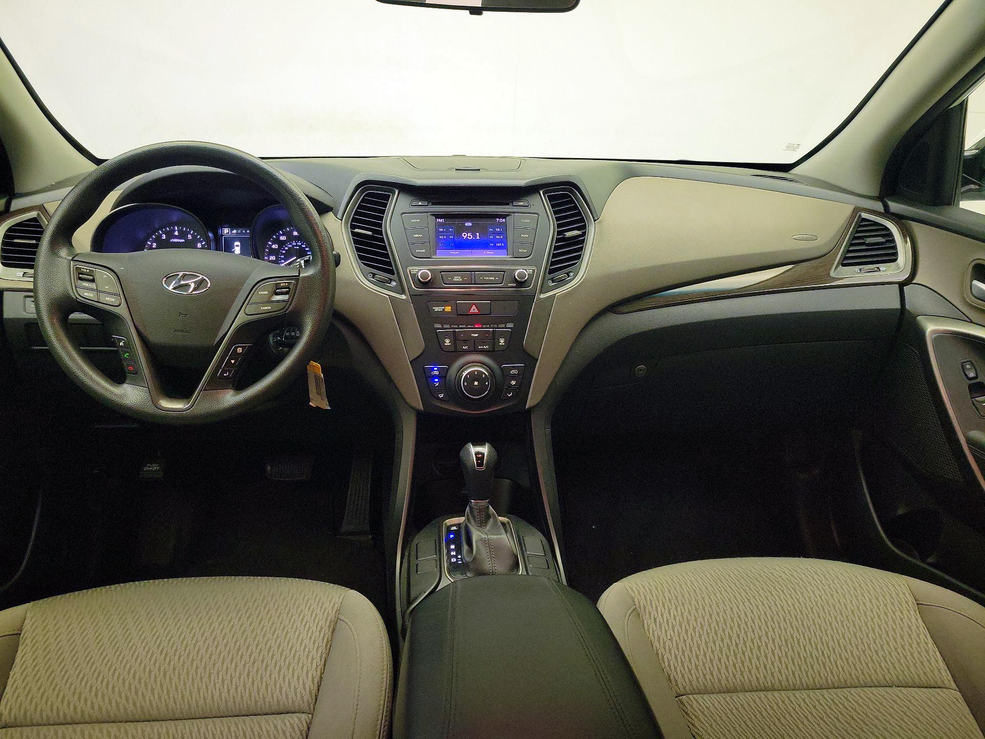 Thumbnail: 2018 Hyundai Santa Fe - 9