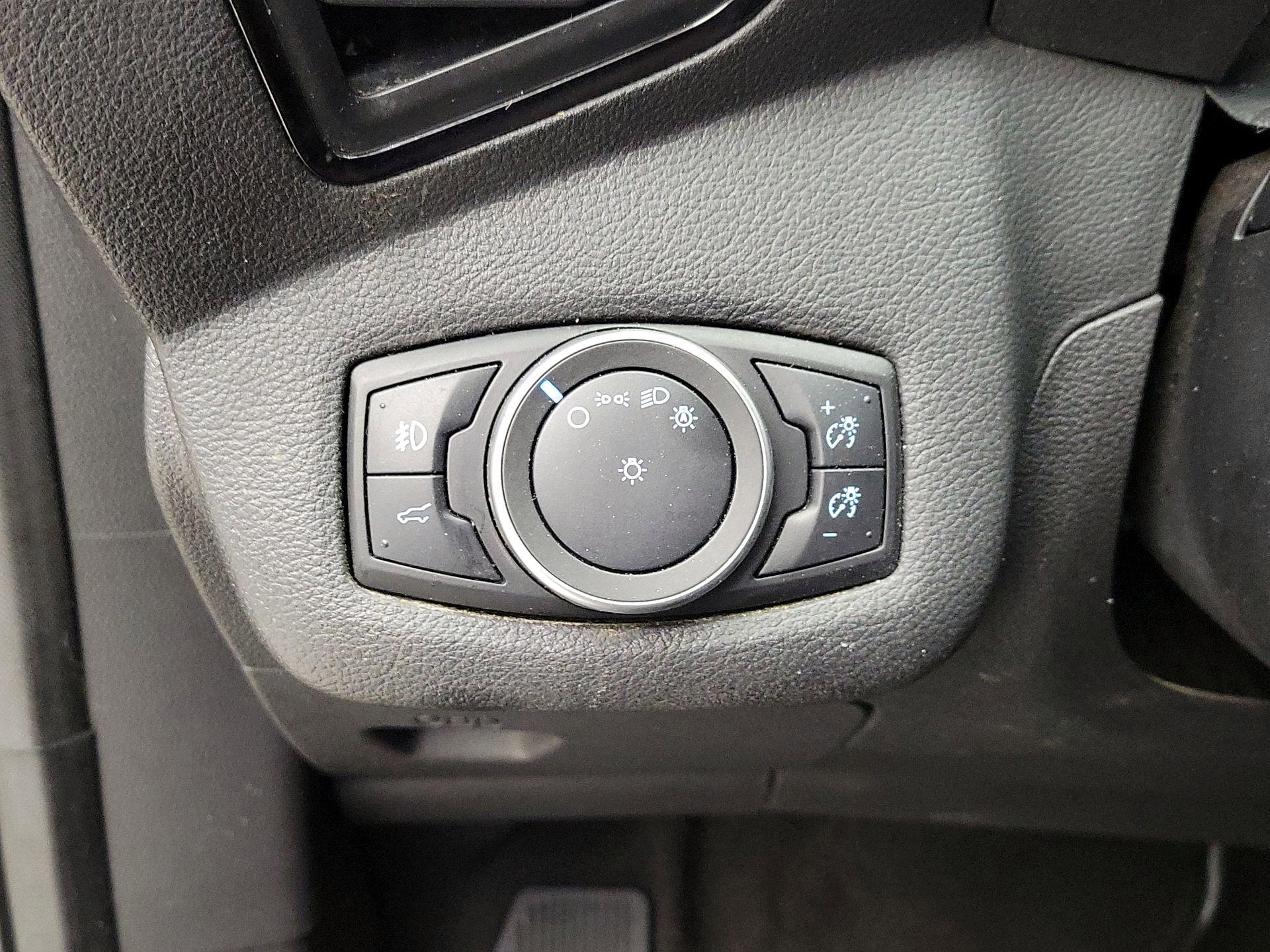 Thumbnail: 2017 Ford Escape - 13